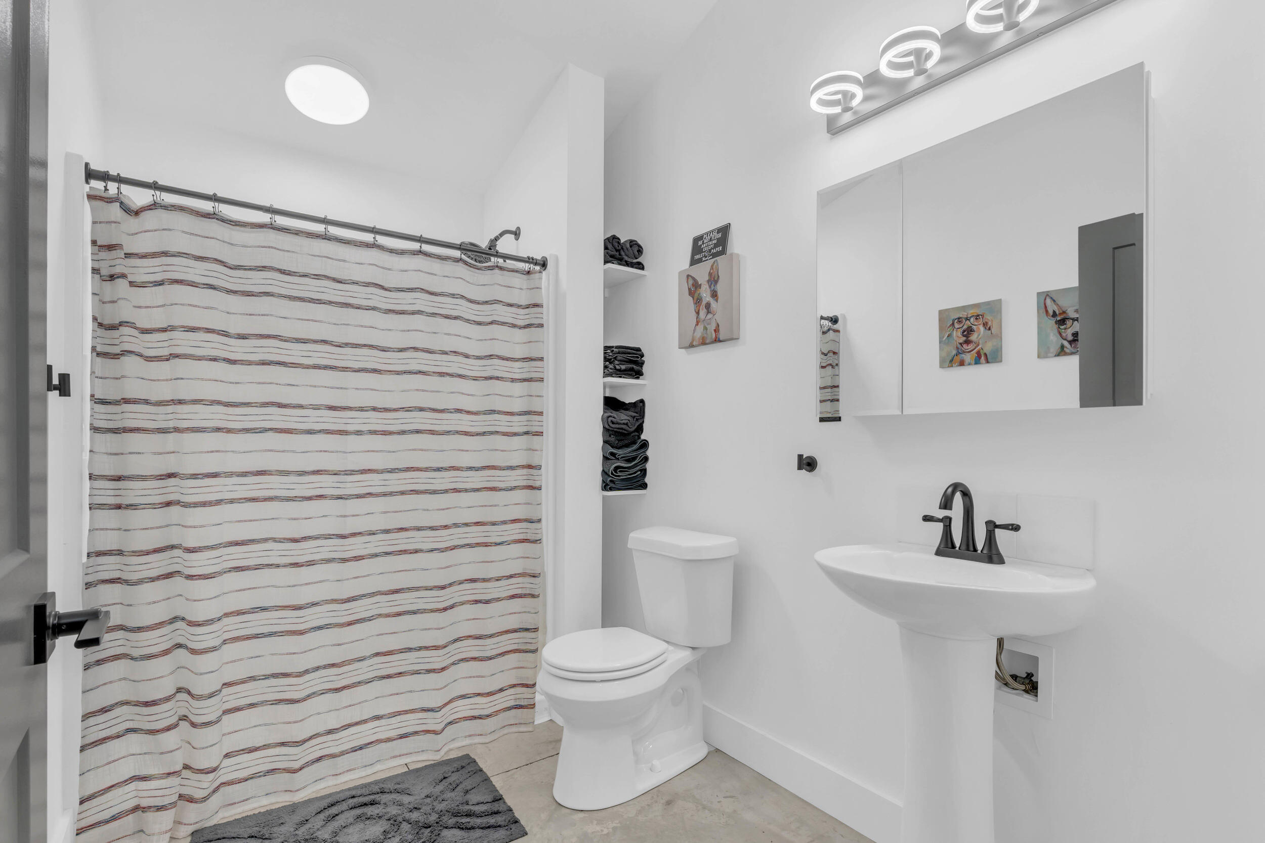 1015 Calm Water Trail