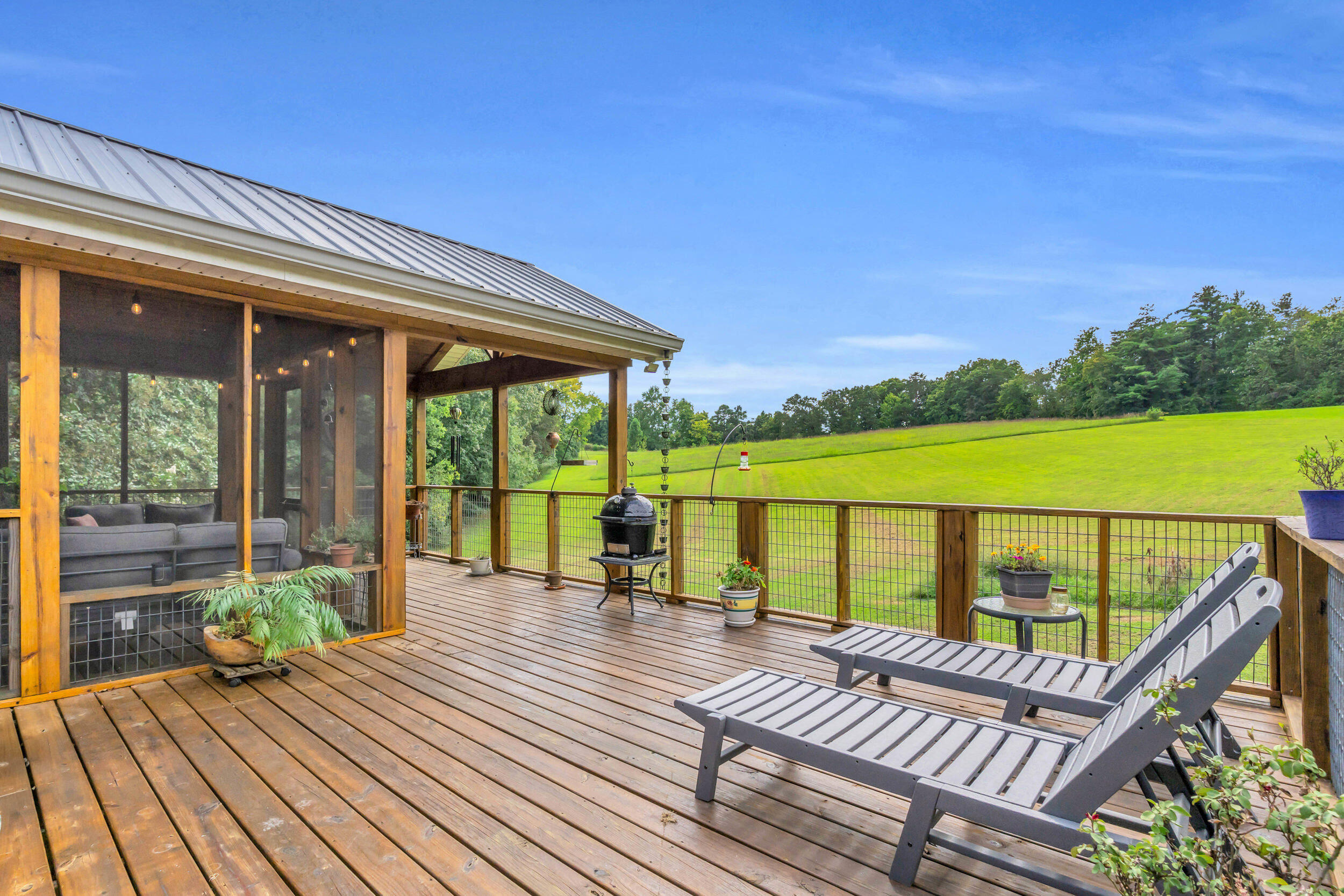 1015 Calm Water Trail