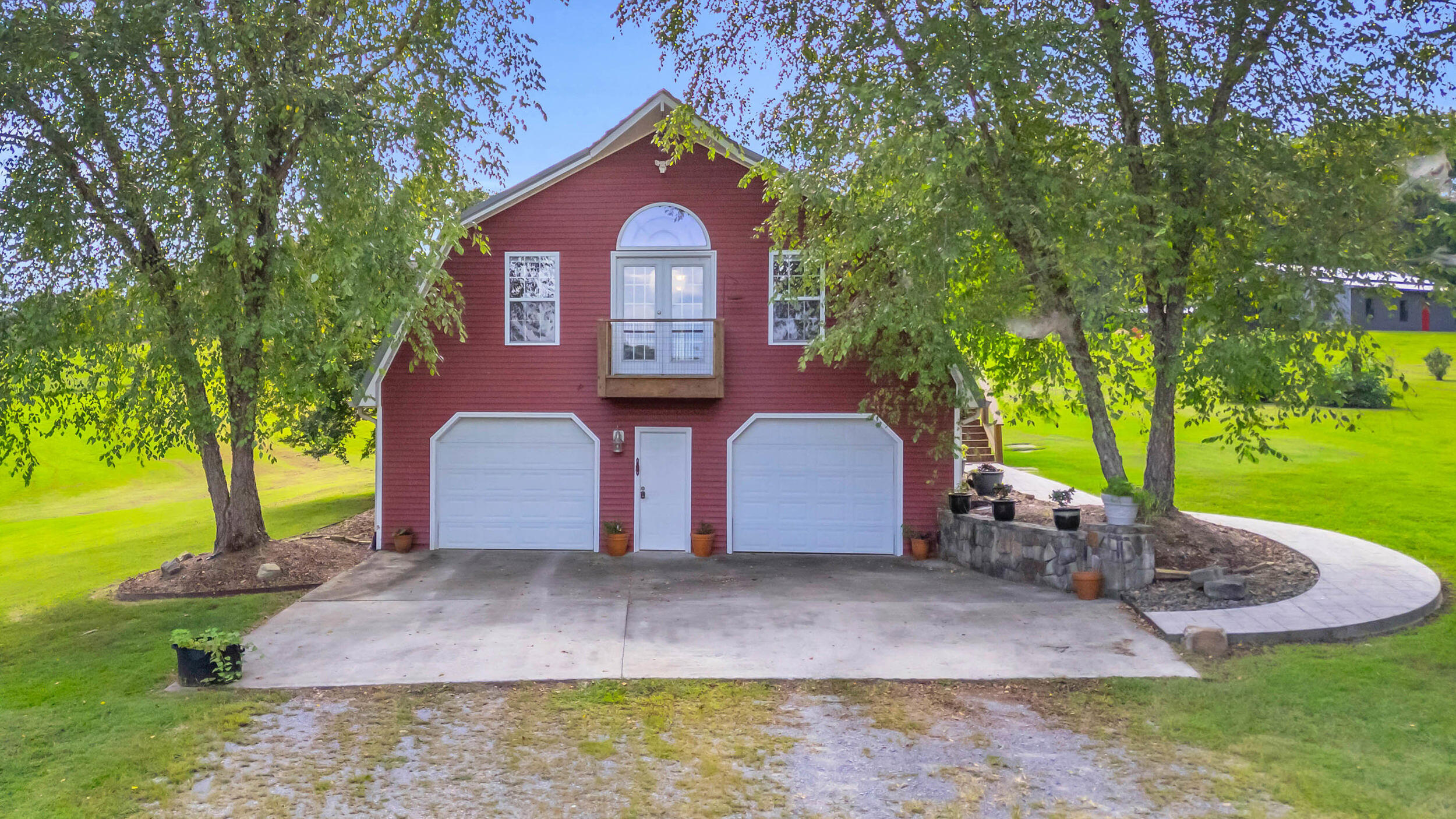 1015 Calm Water Trail