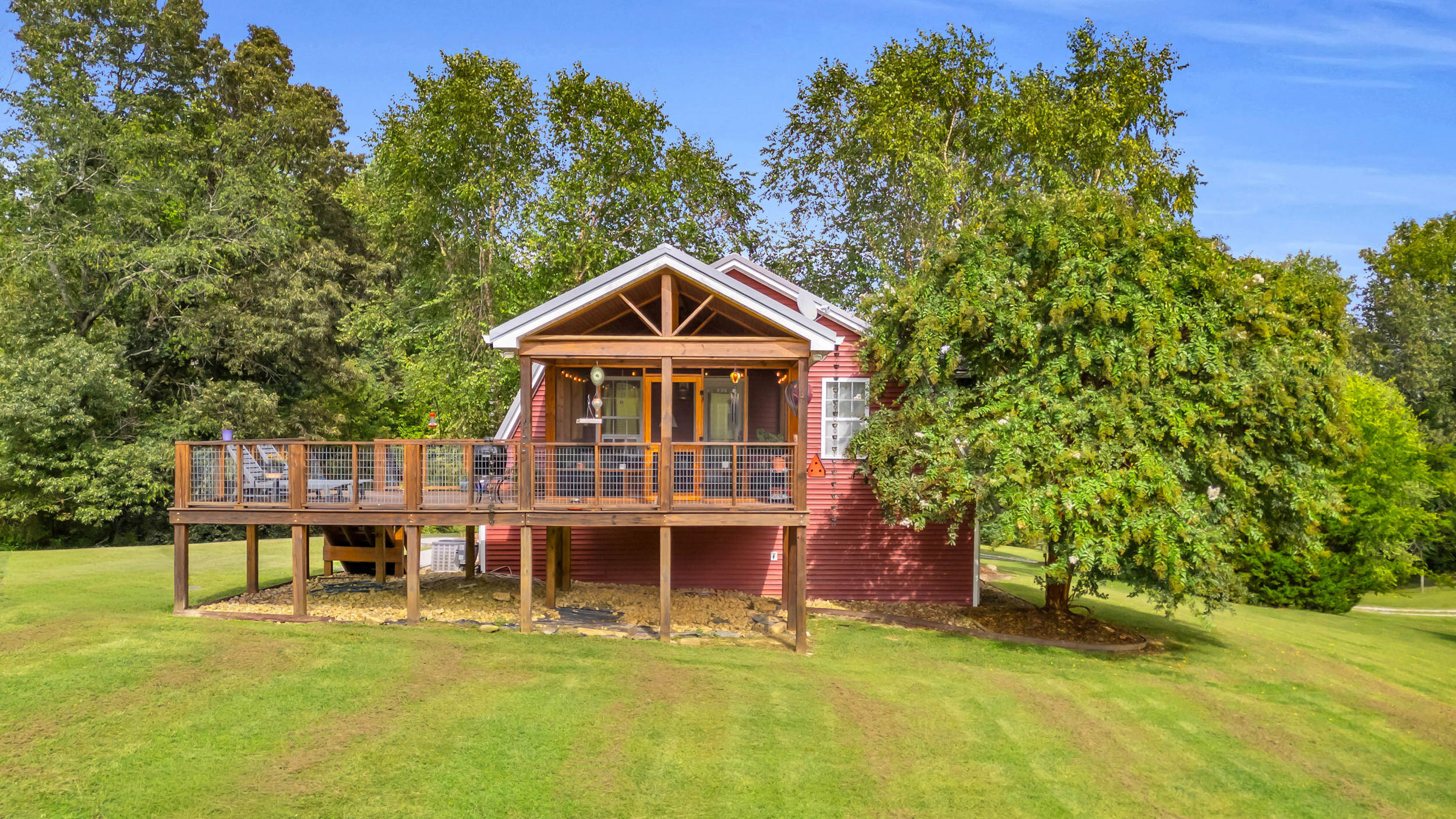 1015 Calm Water Trail