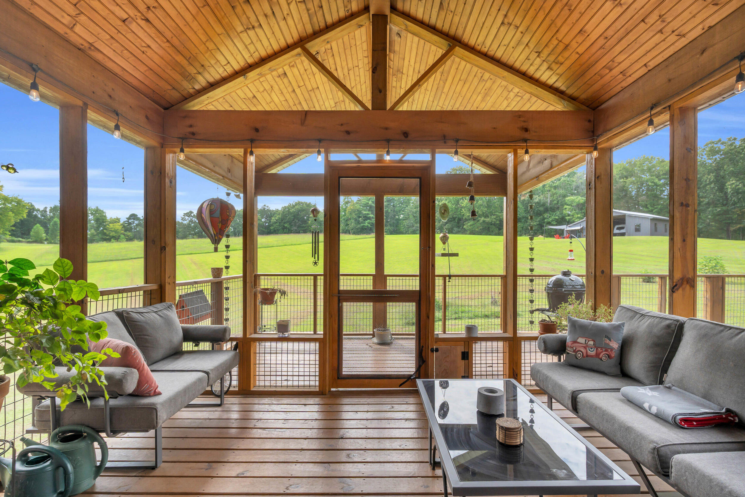 1015 Calm Water Trail