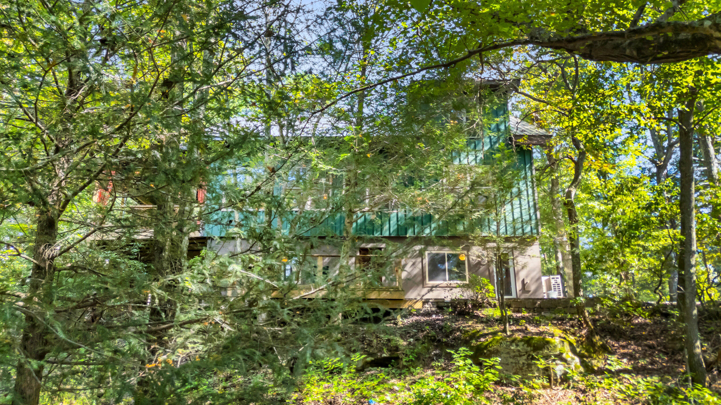 9963 Huckleberry Lane