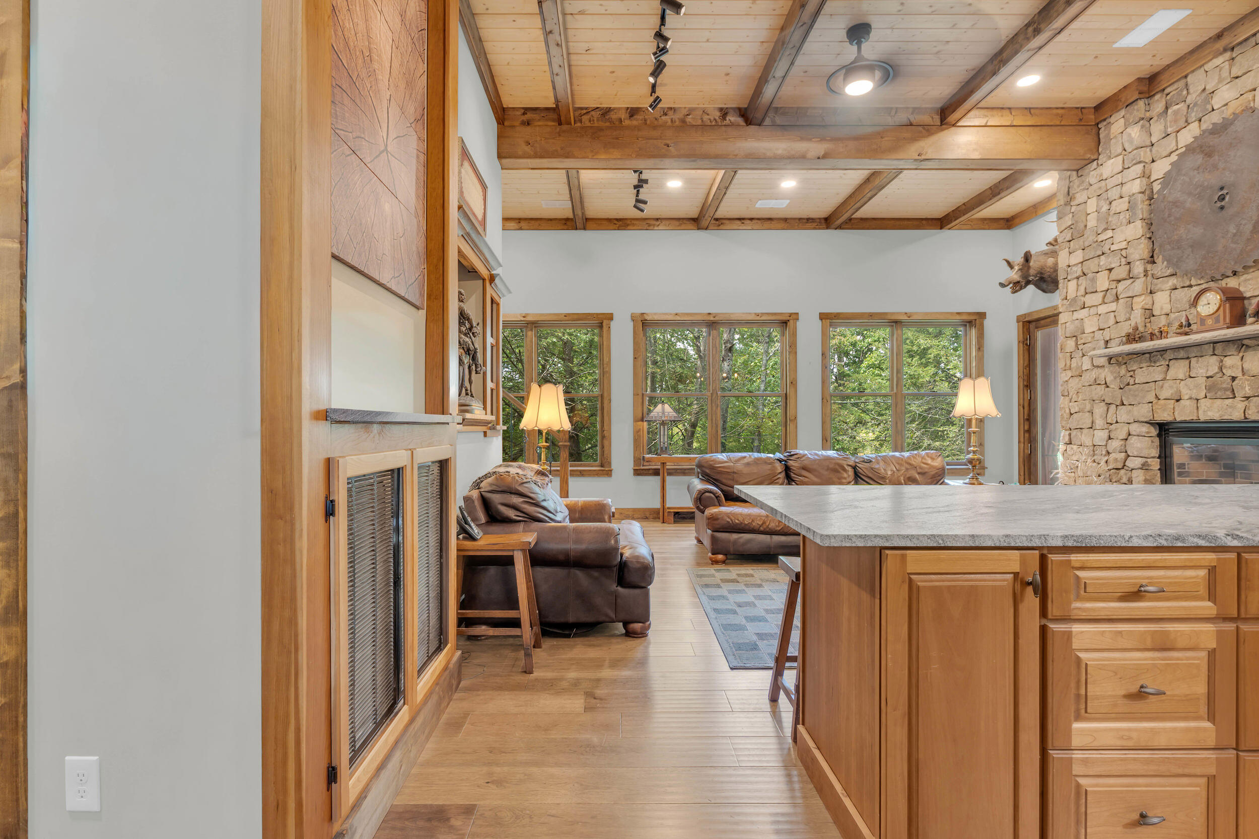 9963 Huckleberry Lane