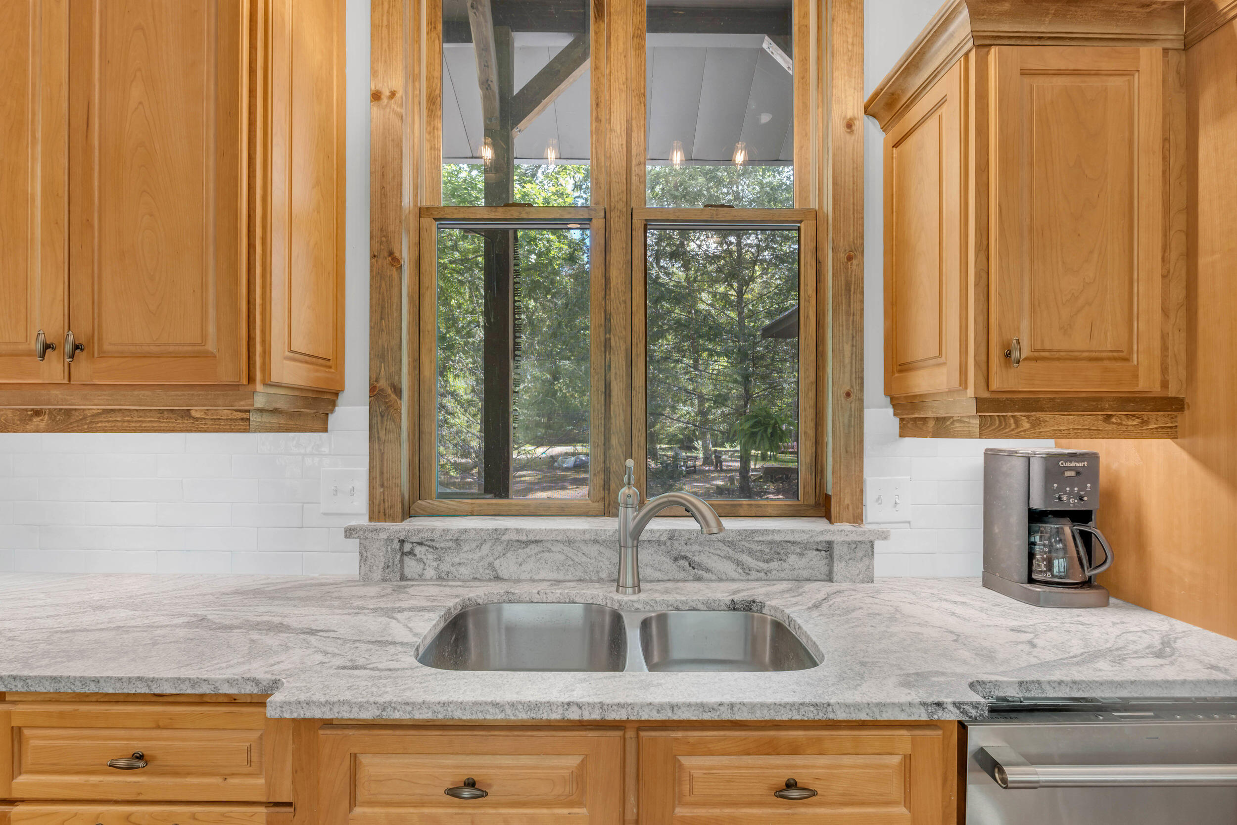 9963 Huckleberry Lane