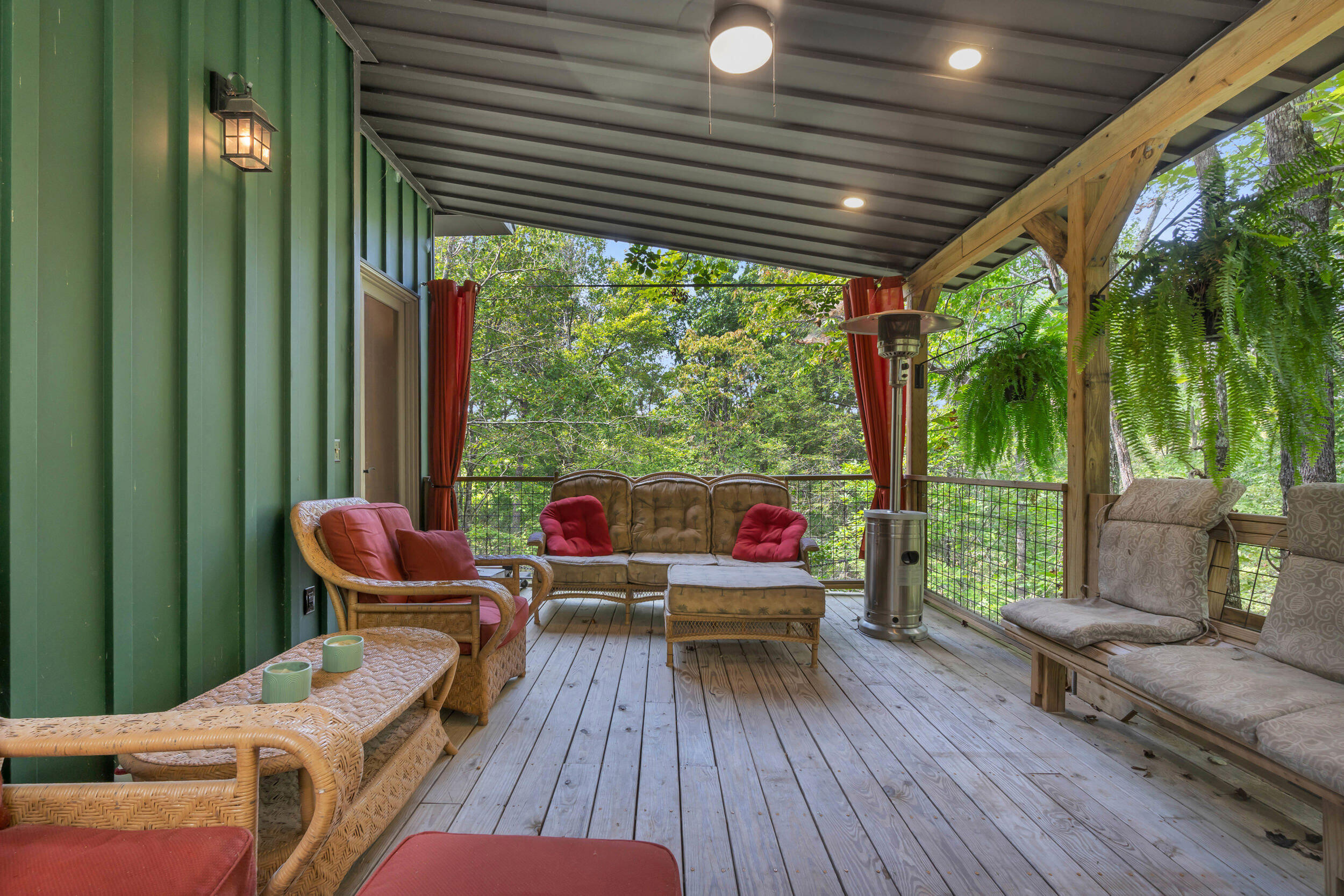 9963 Huckleberry Lane