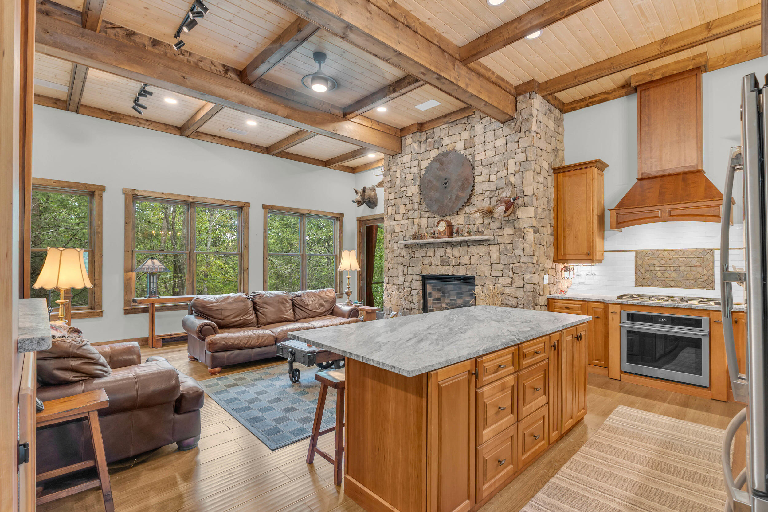 9963 Huckleberry Lane