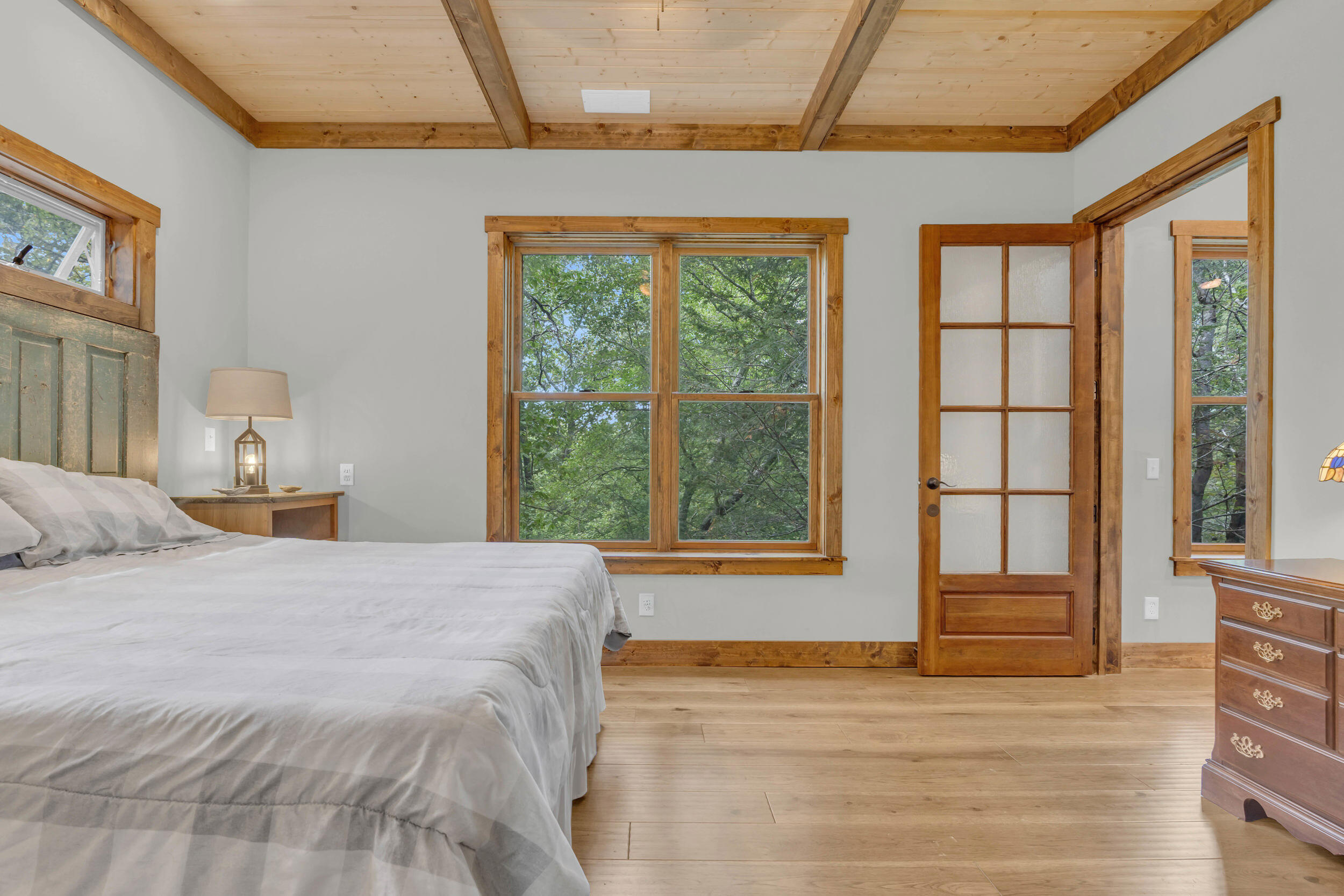 9963 Huckleberry Lane