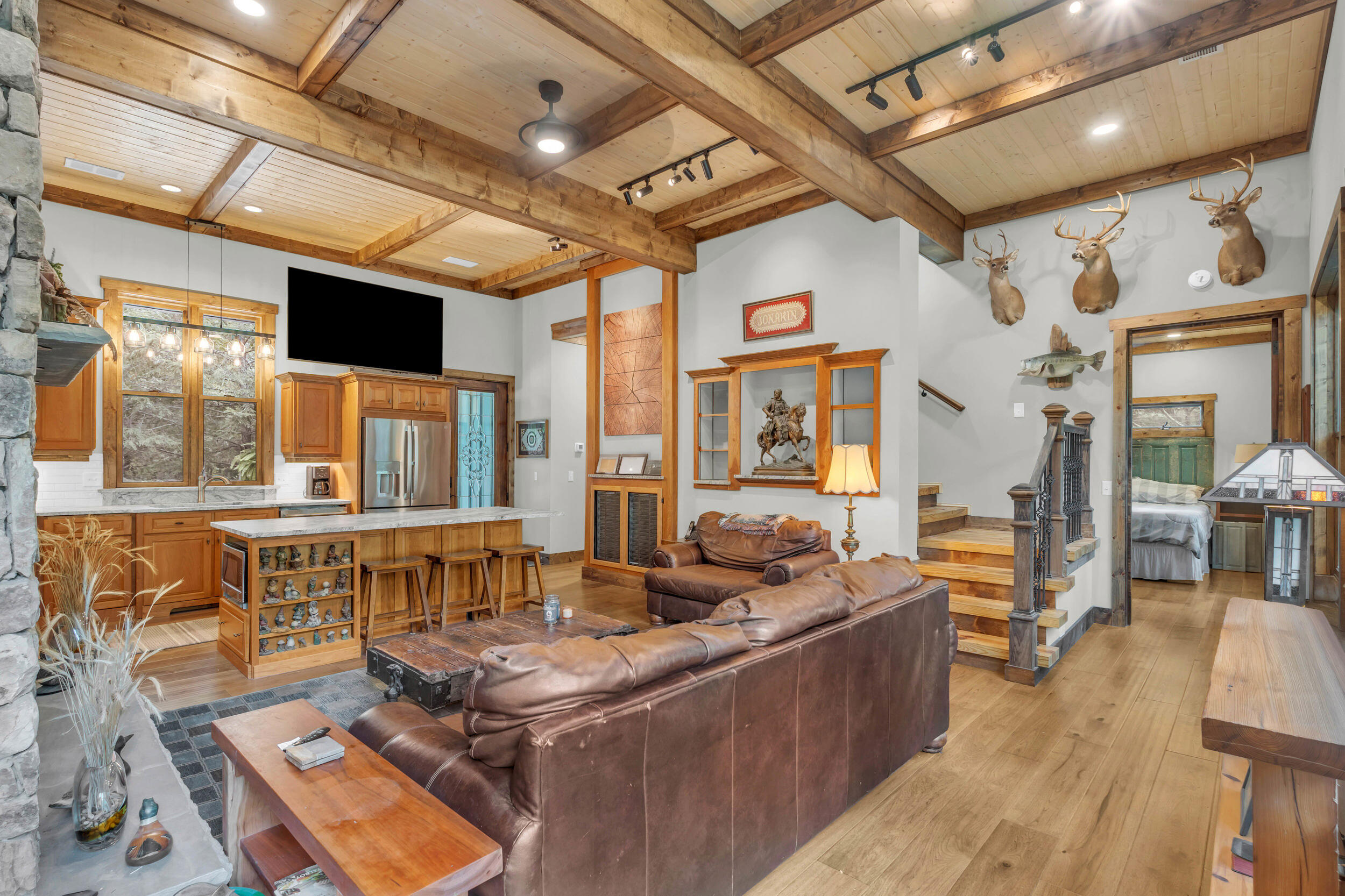 9963 Huckleberry Lane