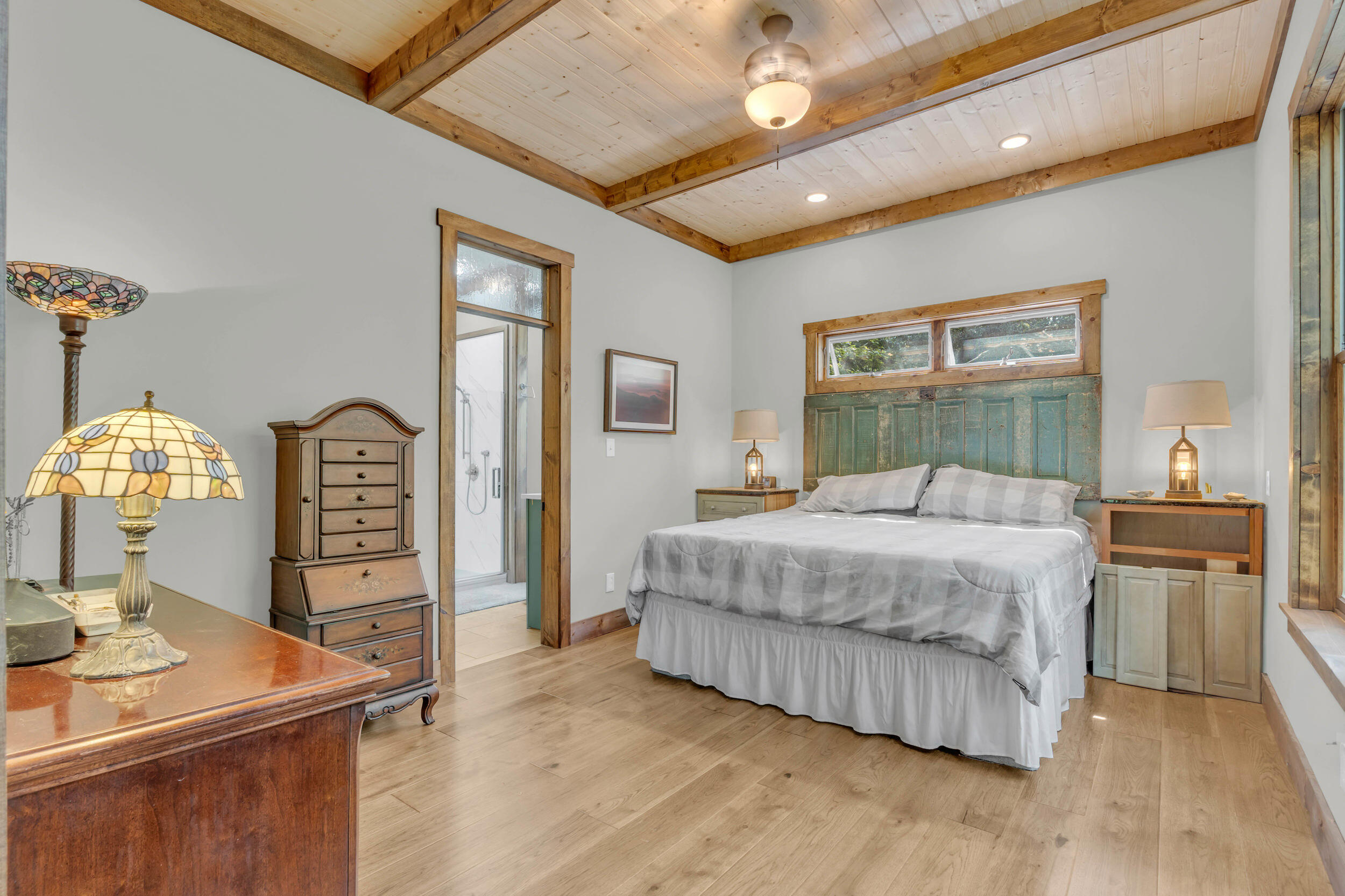 9963 Huckleberry Lane