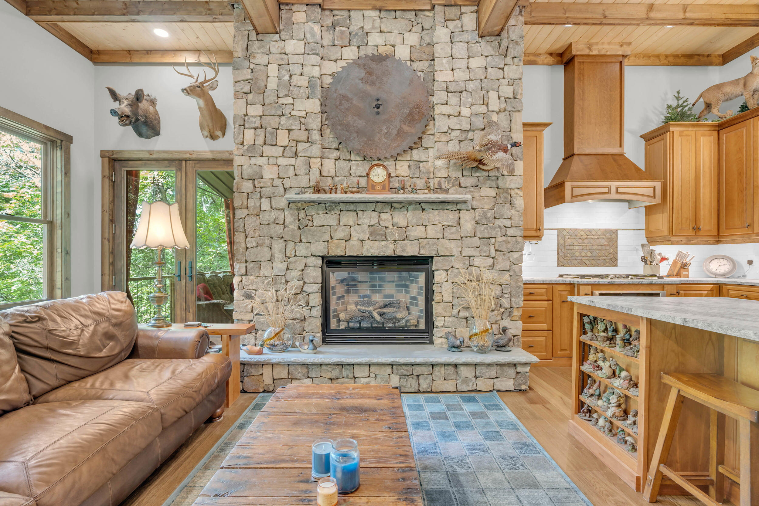 9963 Huckleberry Lane