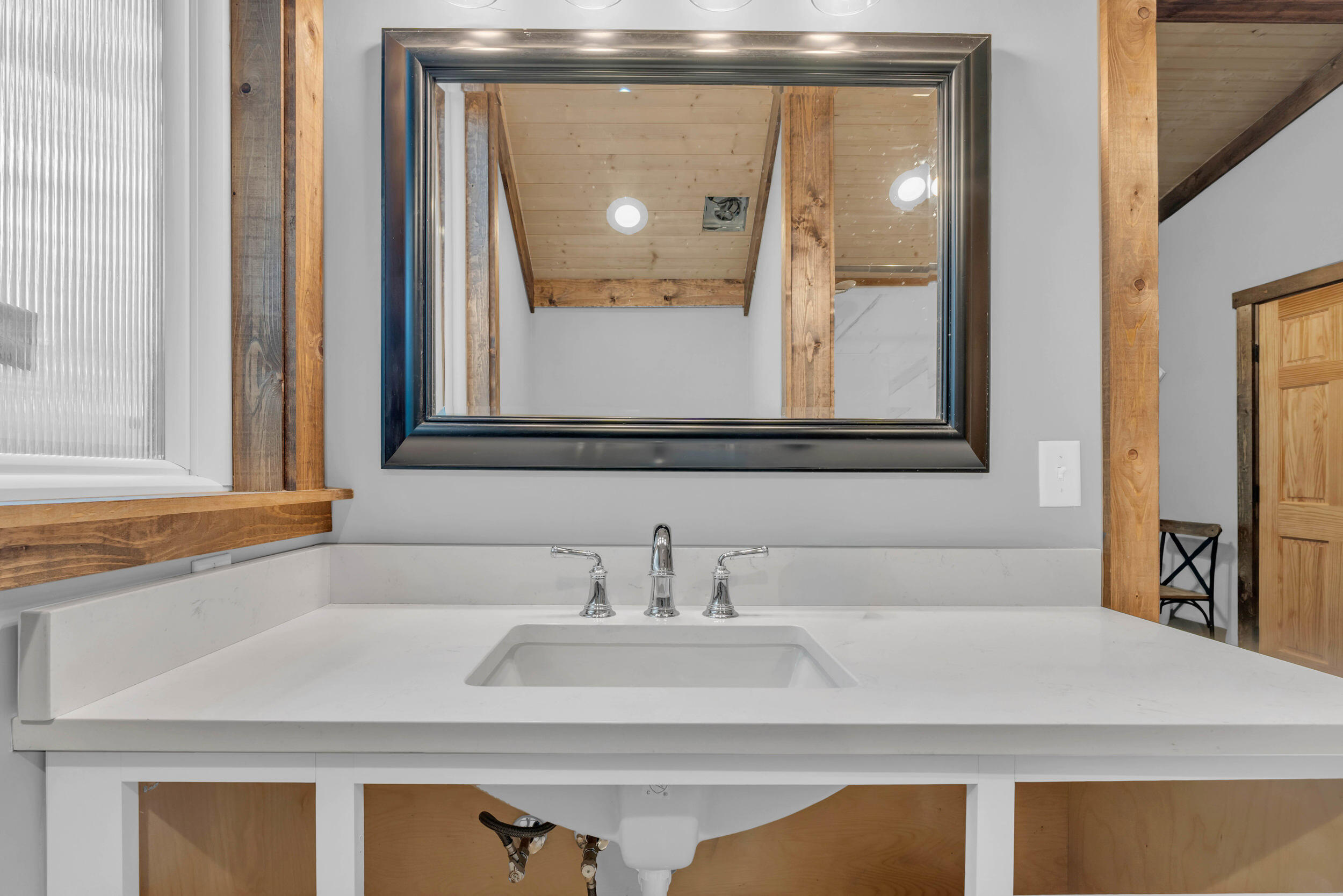 9963 Huckleberry Lane