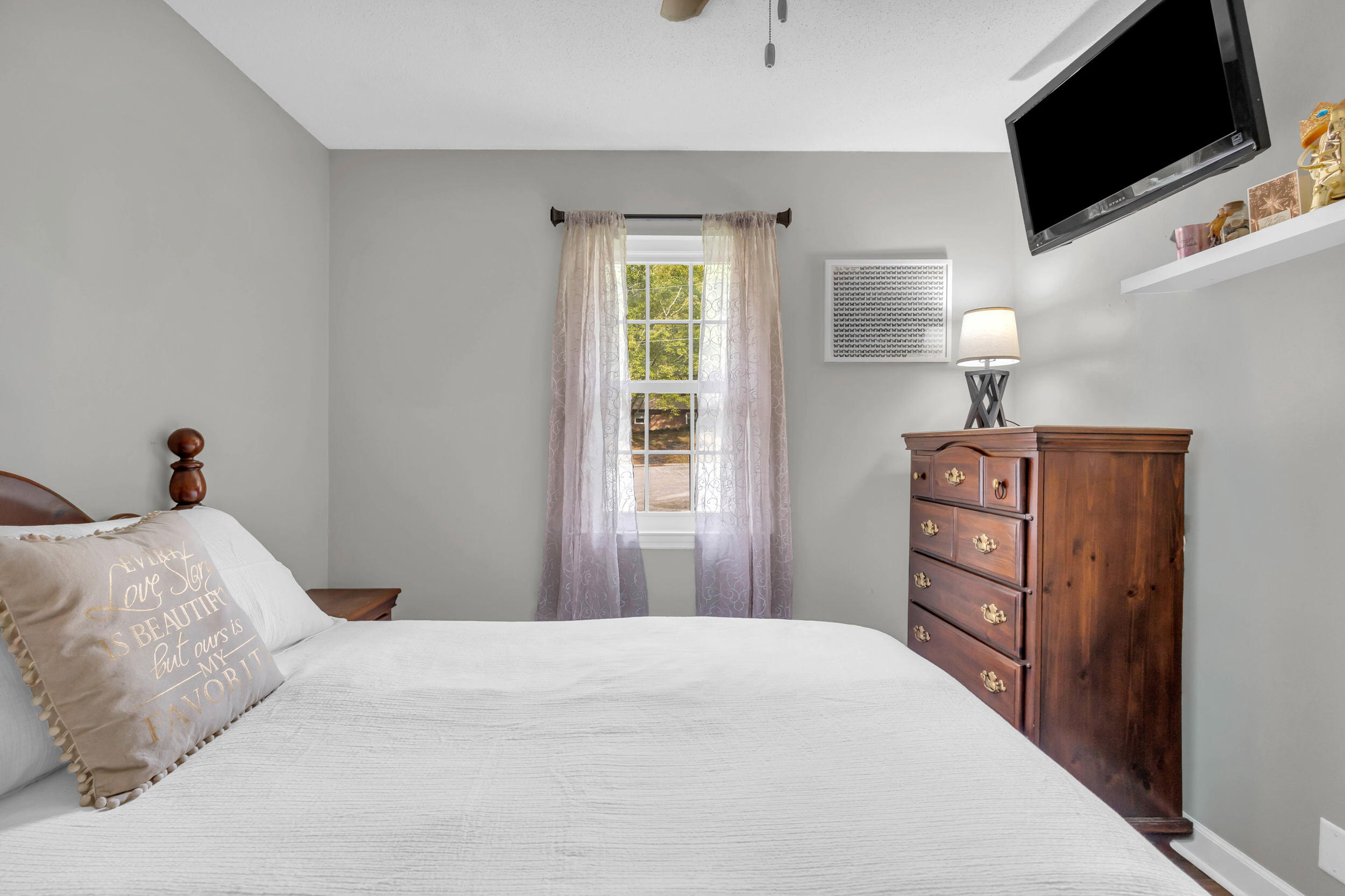 8002 Meadow Crest Lane