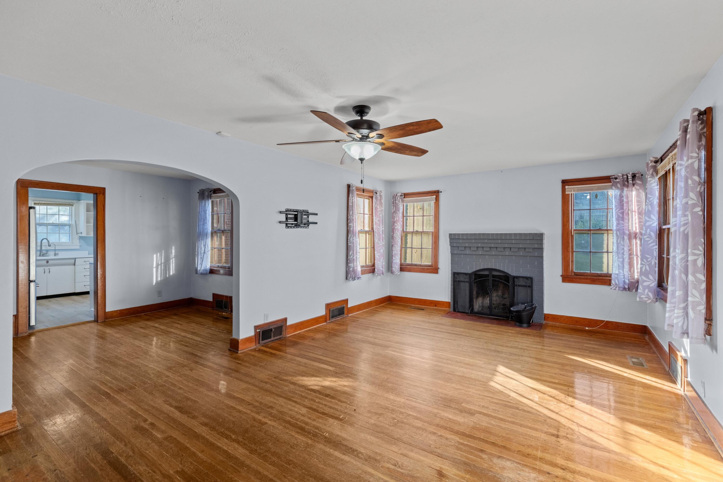 1575 Thompson Creek Road, Morristown