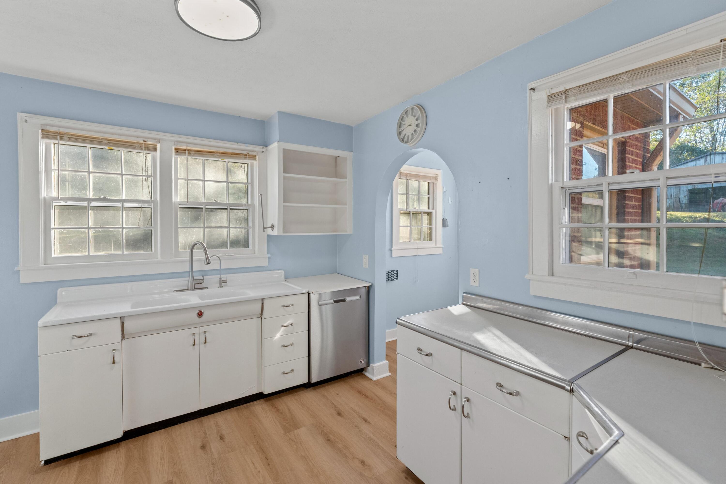 1575 Thompson Creek Road, Morristown