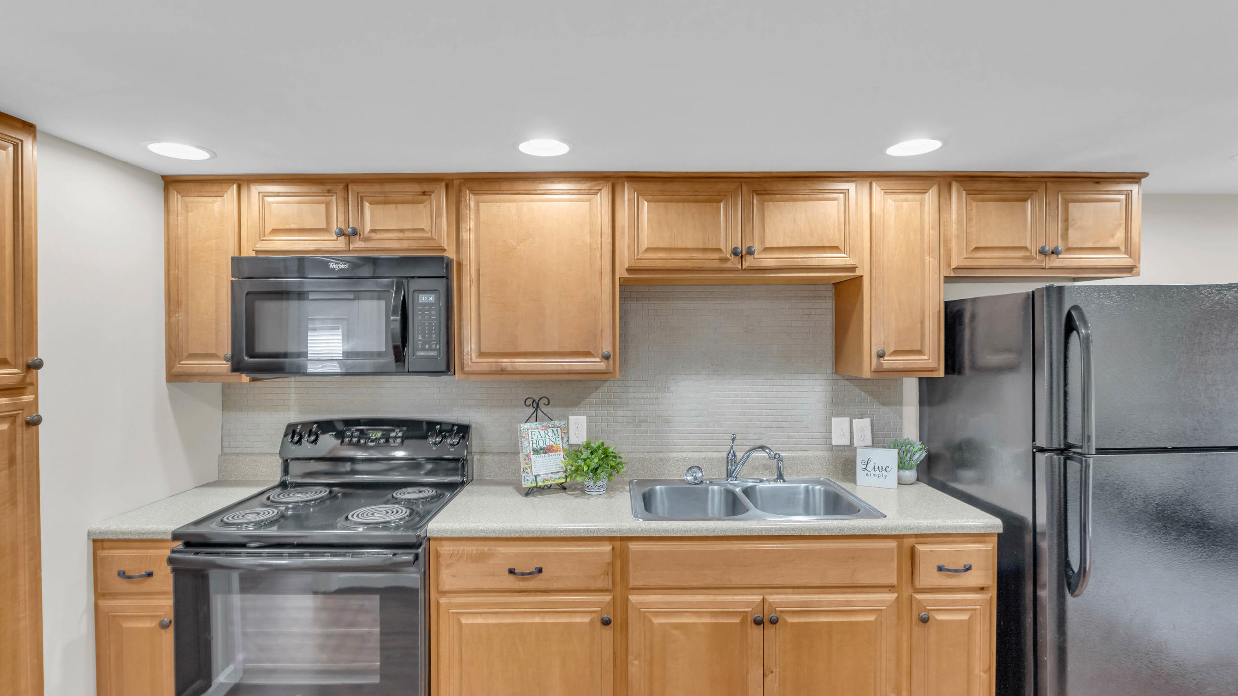 4094 University Drive, Ooltewah