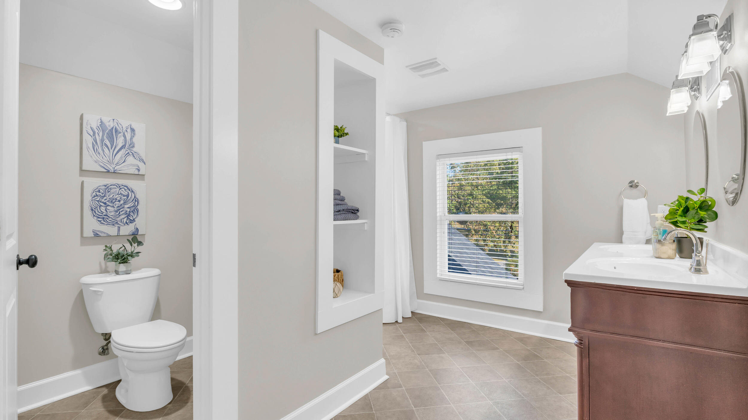 4094 University Drive, Ooltewah