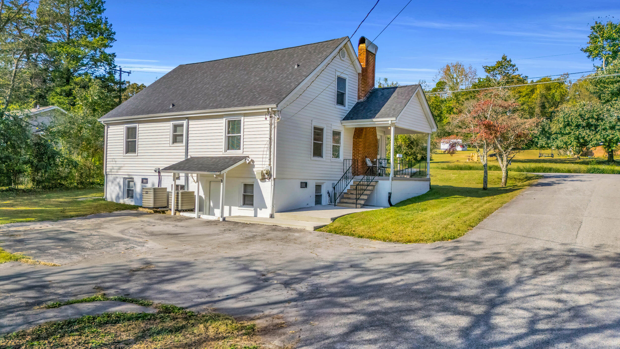 4094 University Drive, Ooltewah