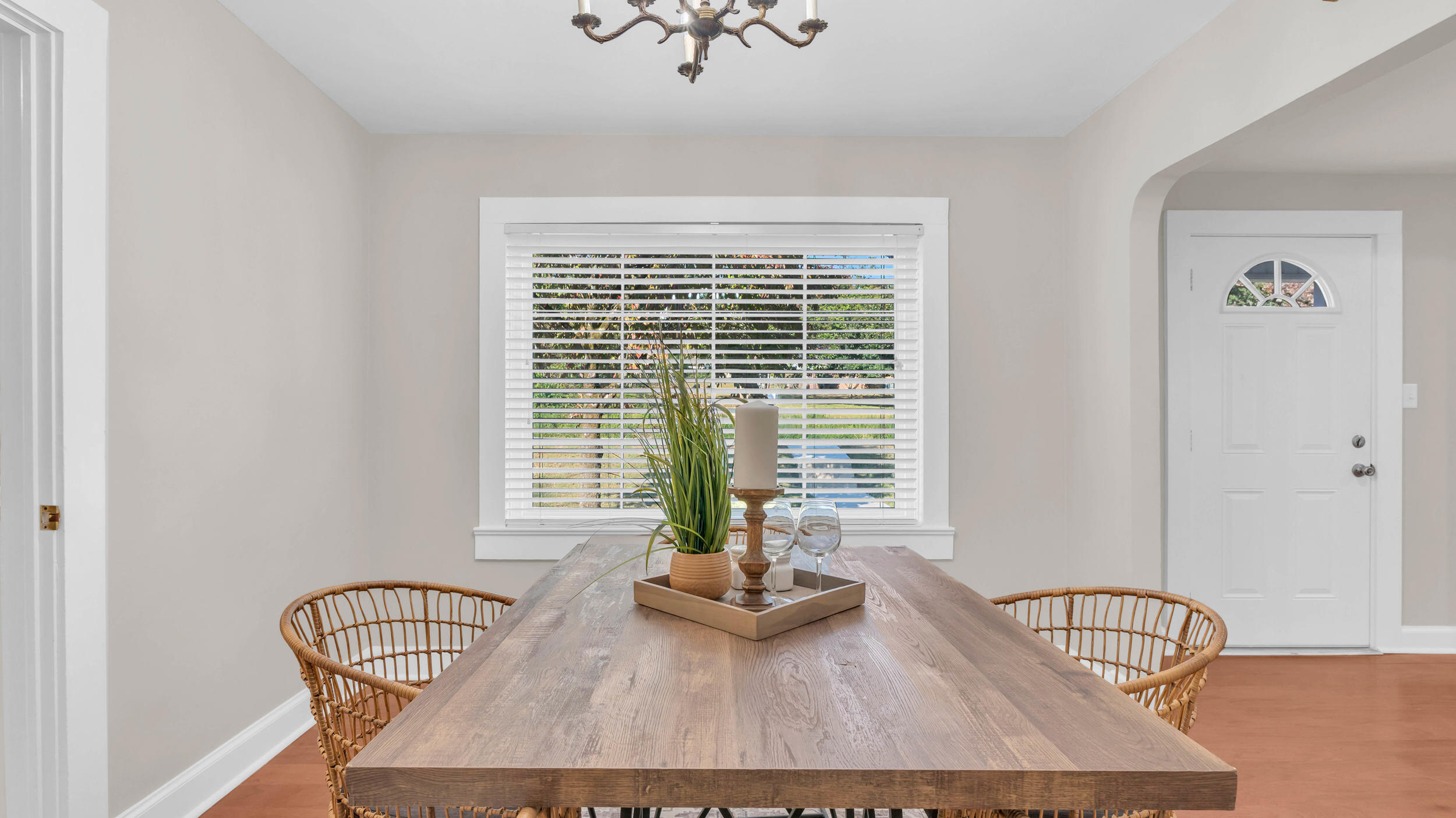 4094 University Drive, Ooltewah