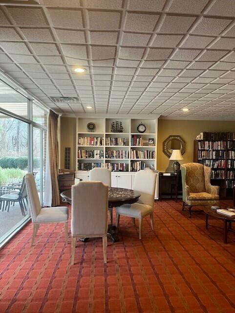 1414 Continental Drive, 407+409