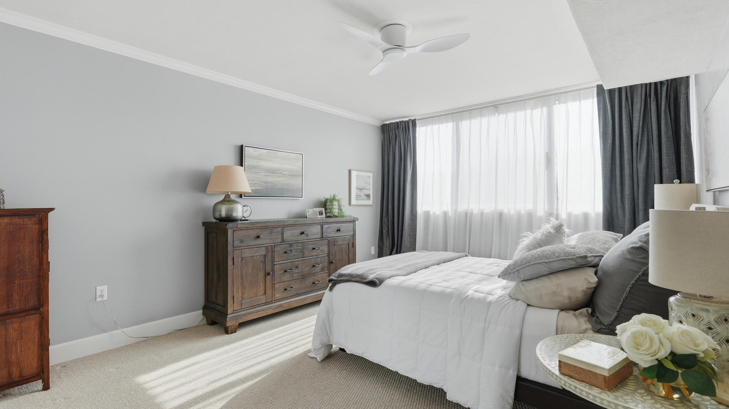 1414 Continental Drive, 407+409