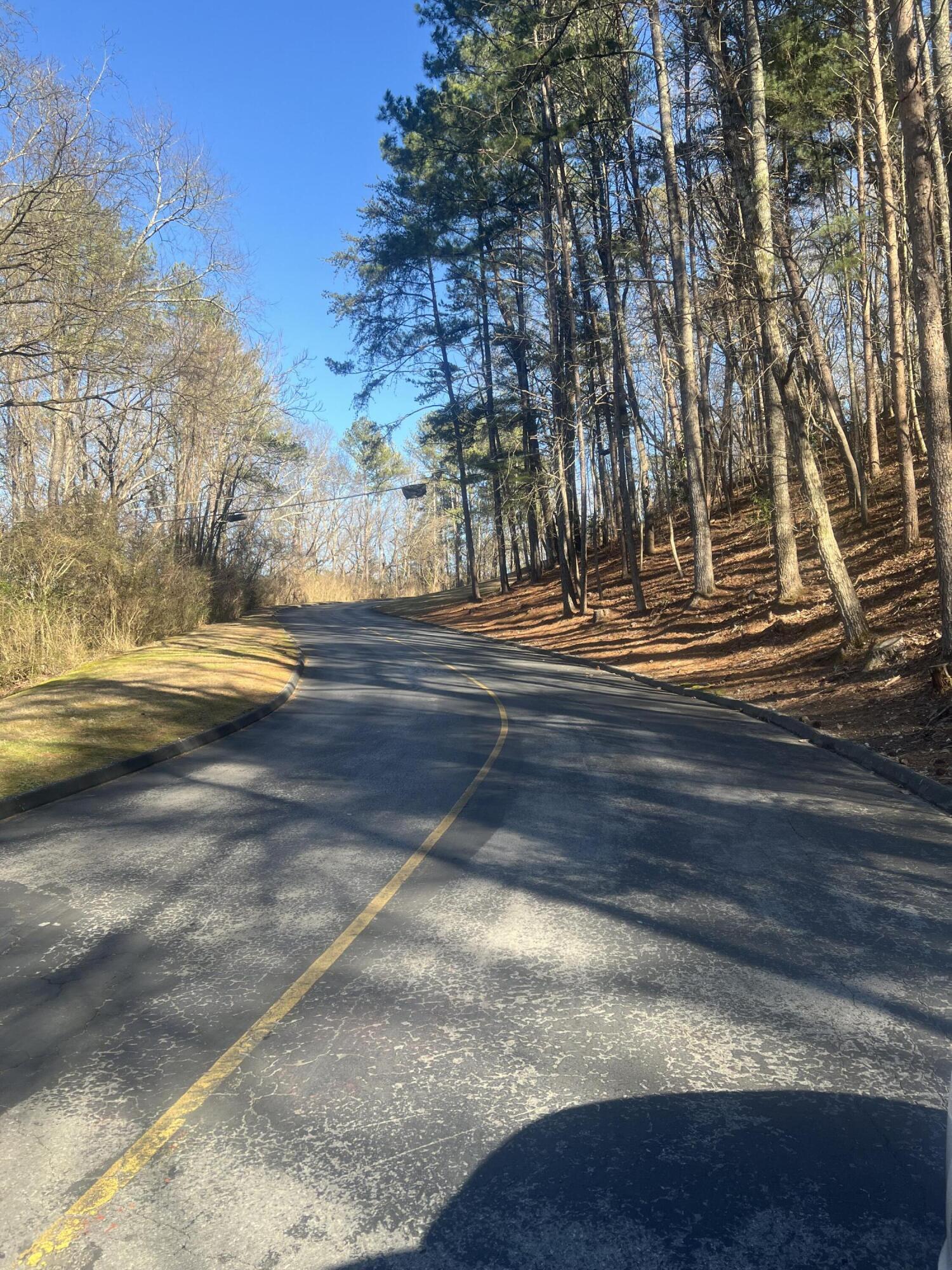 1414 Continental Drive, 407+409