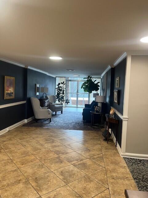 1414 Continental Drive, 407+409