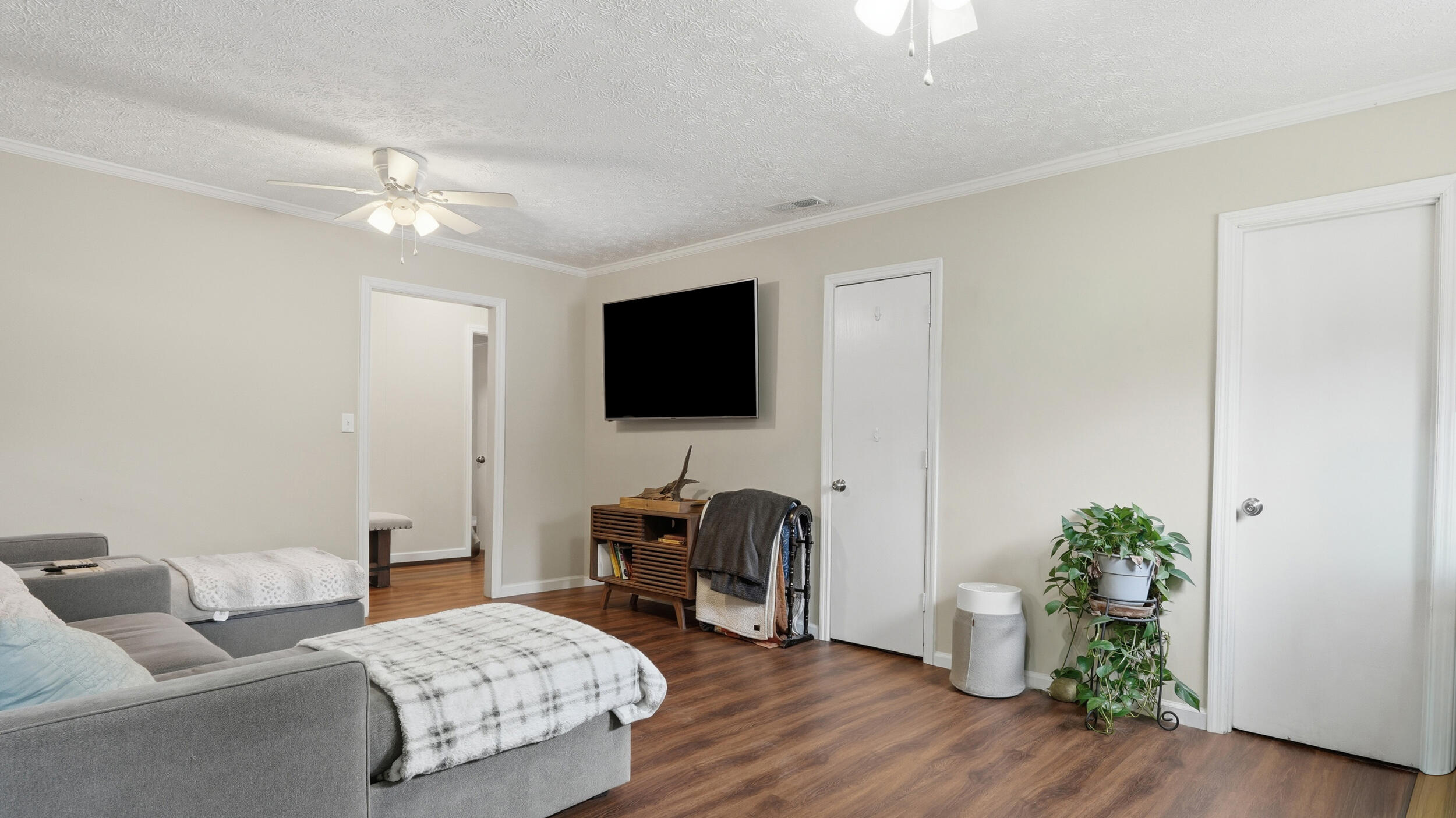 9151 Dallas Hollow Road