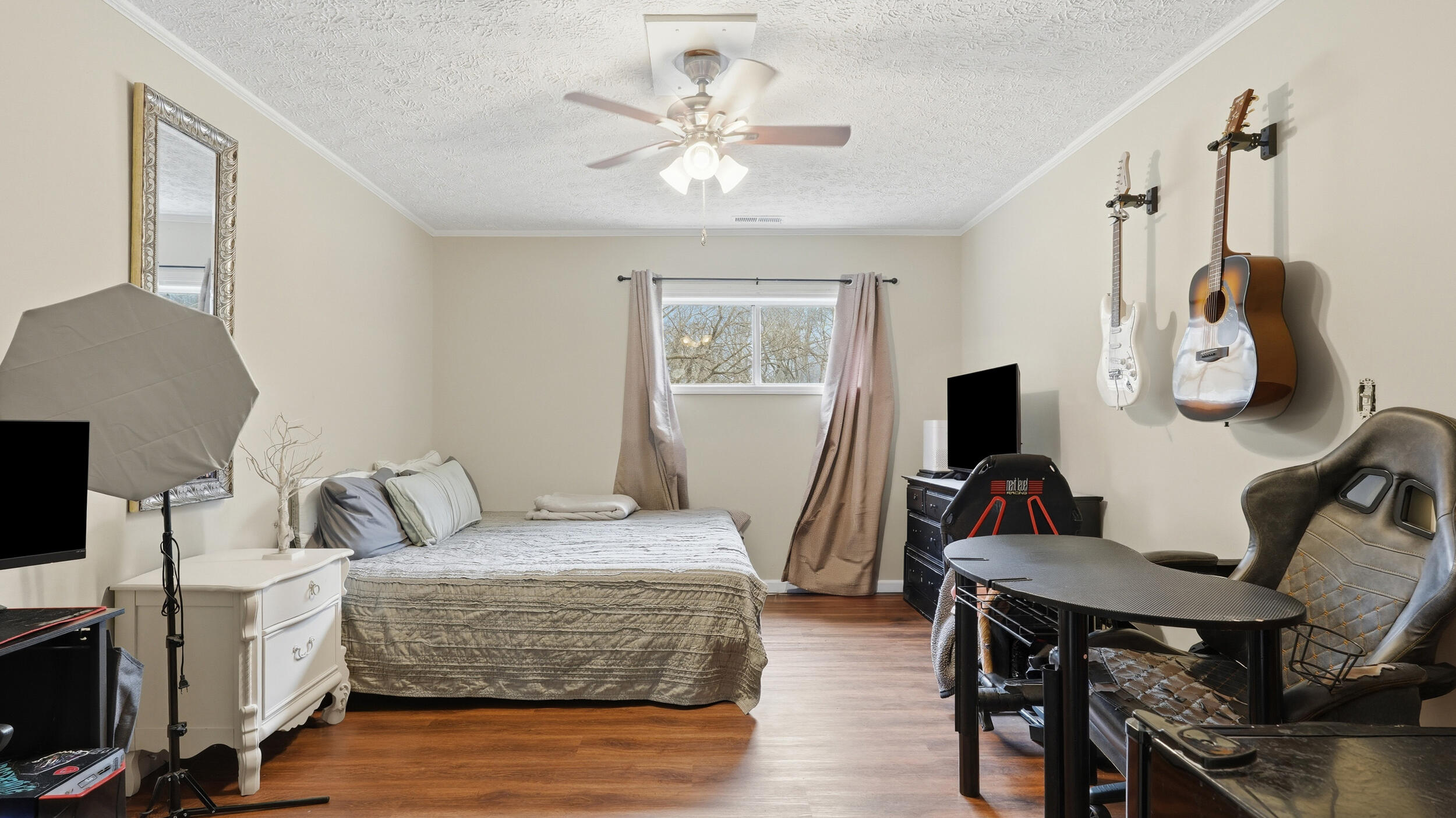 9151 Dallas Hollow Road