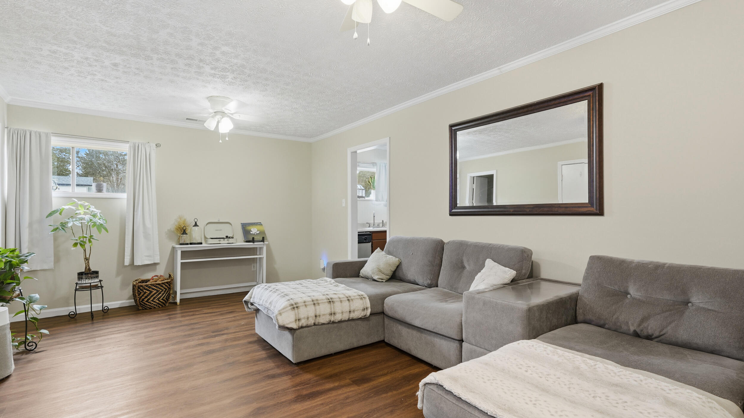 9151 Dallas Hollow Road