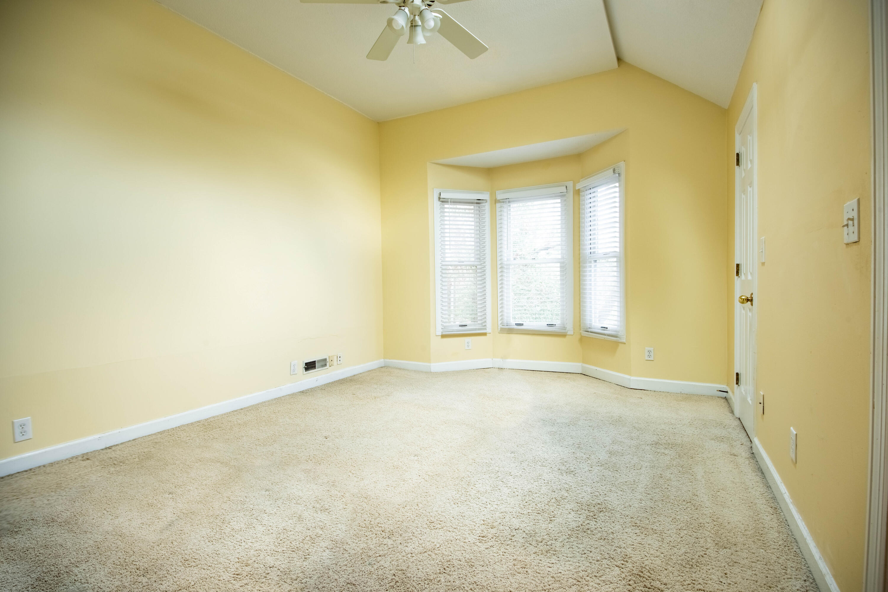 527 Winterview Lane