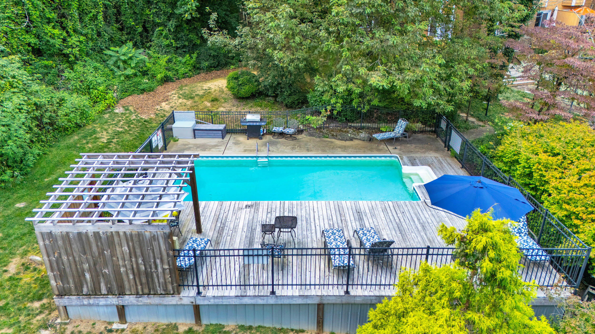 527 Winterview Lane