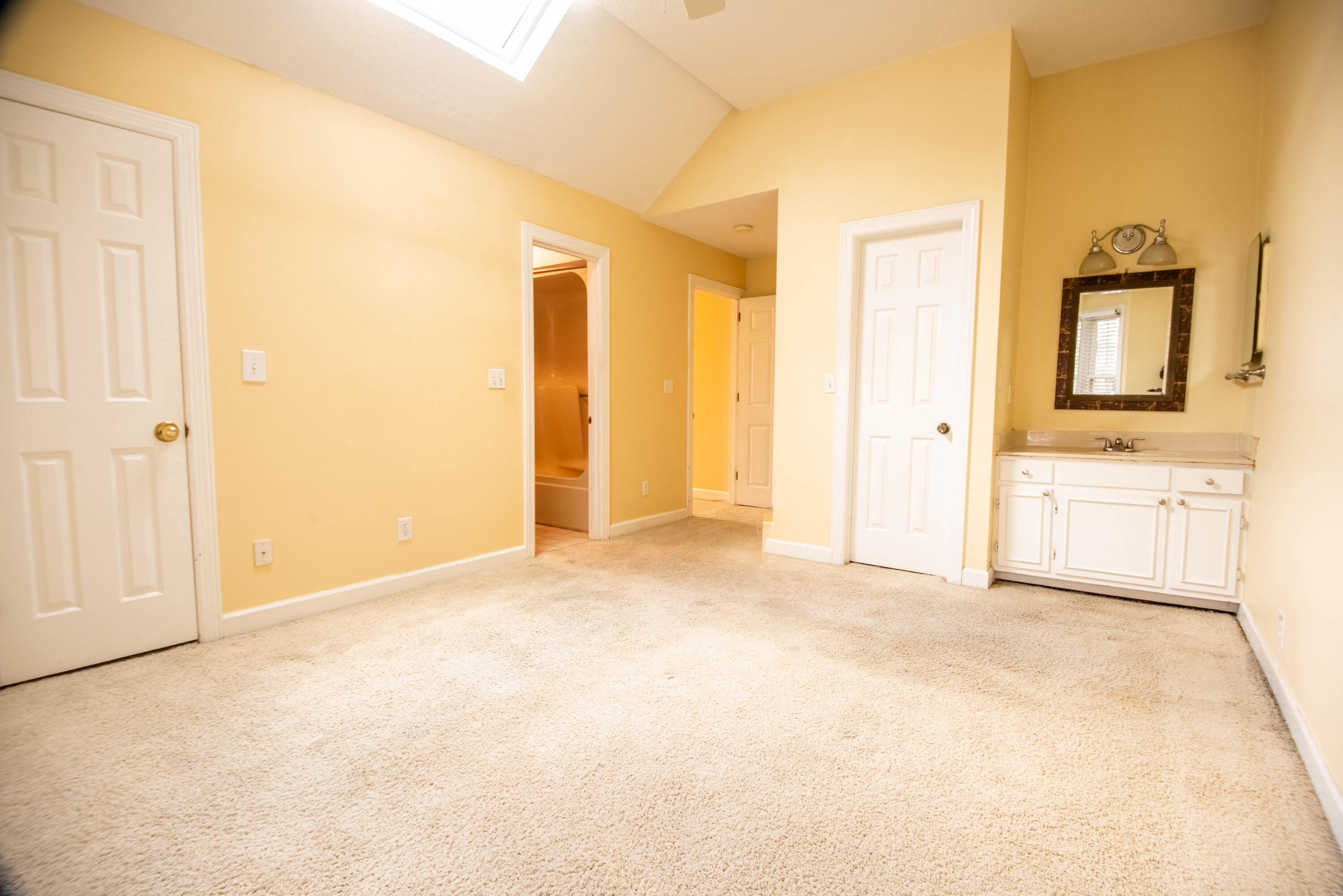 527 Winterview Lane