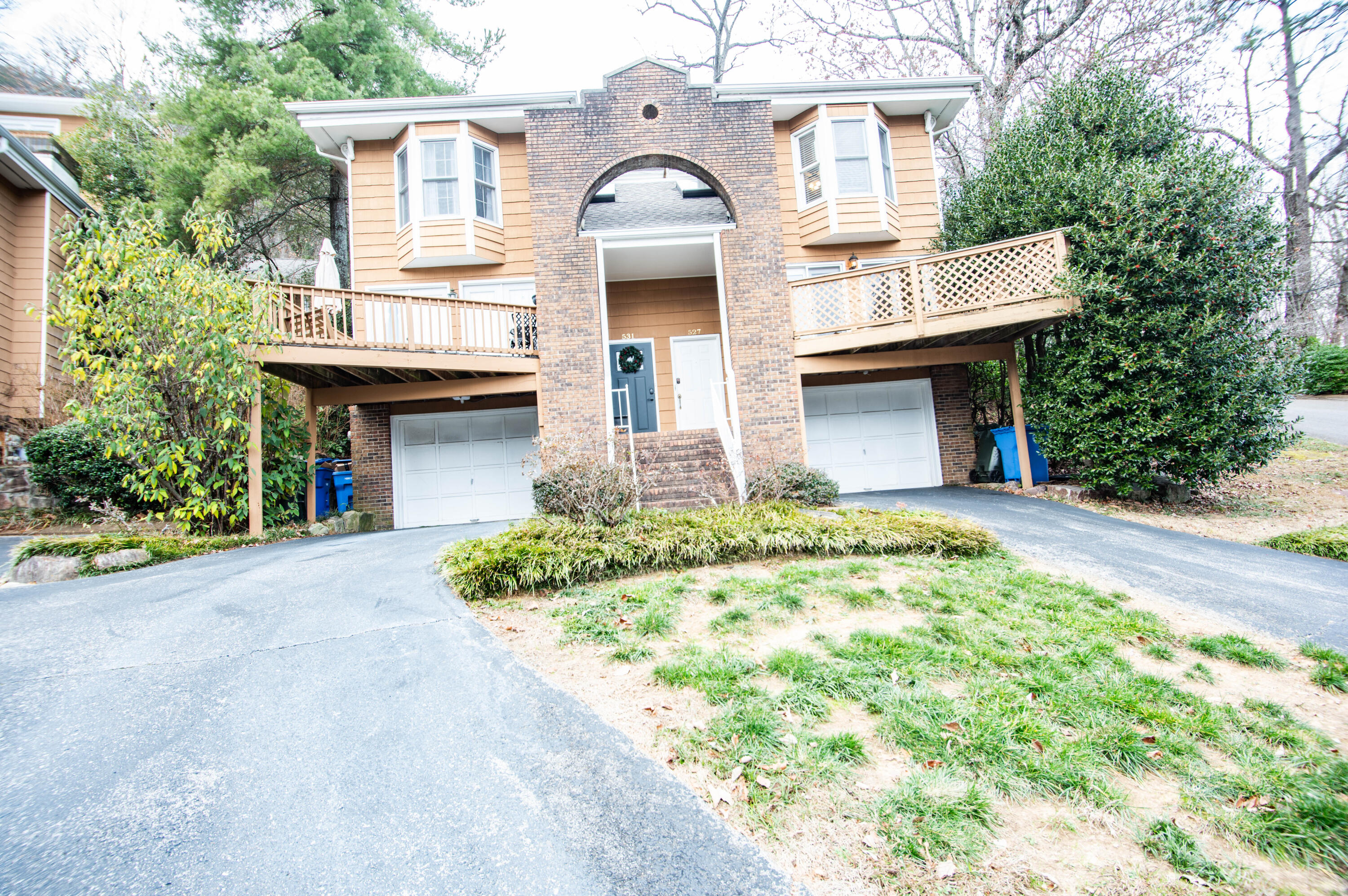 527 Winterview Lane