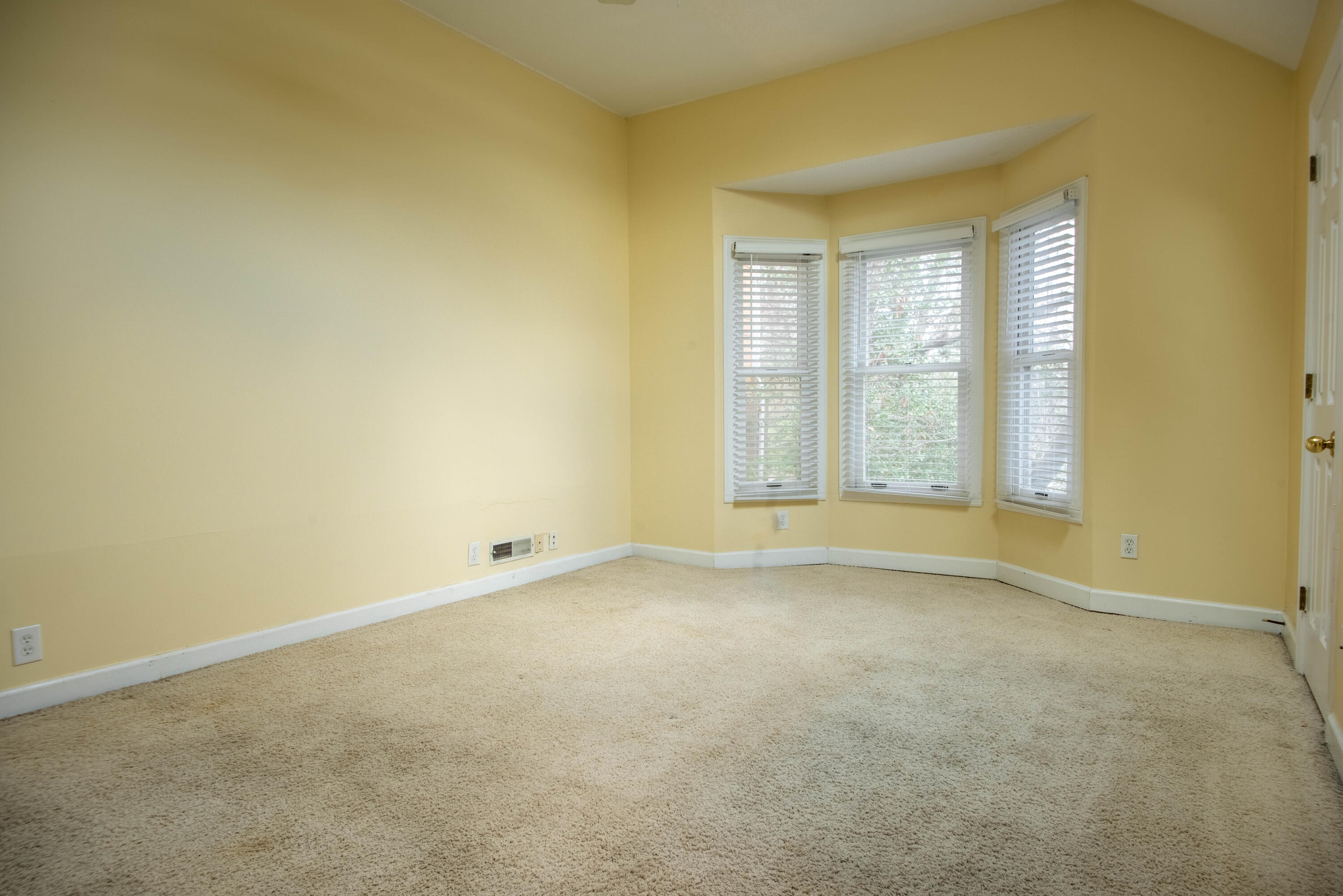 527 Winterview Lane