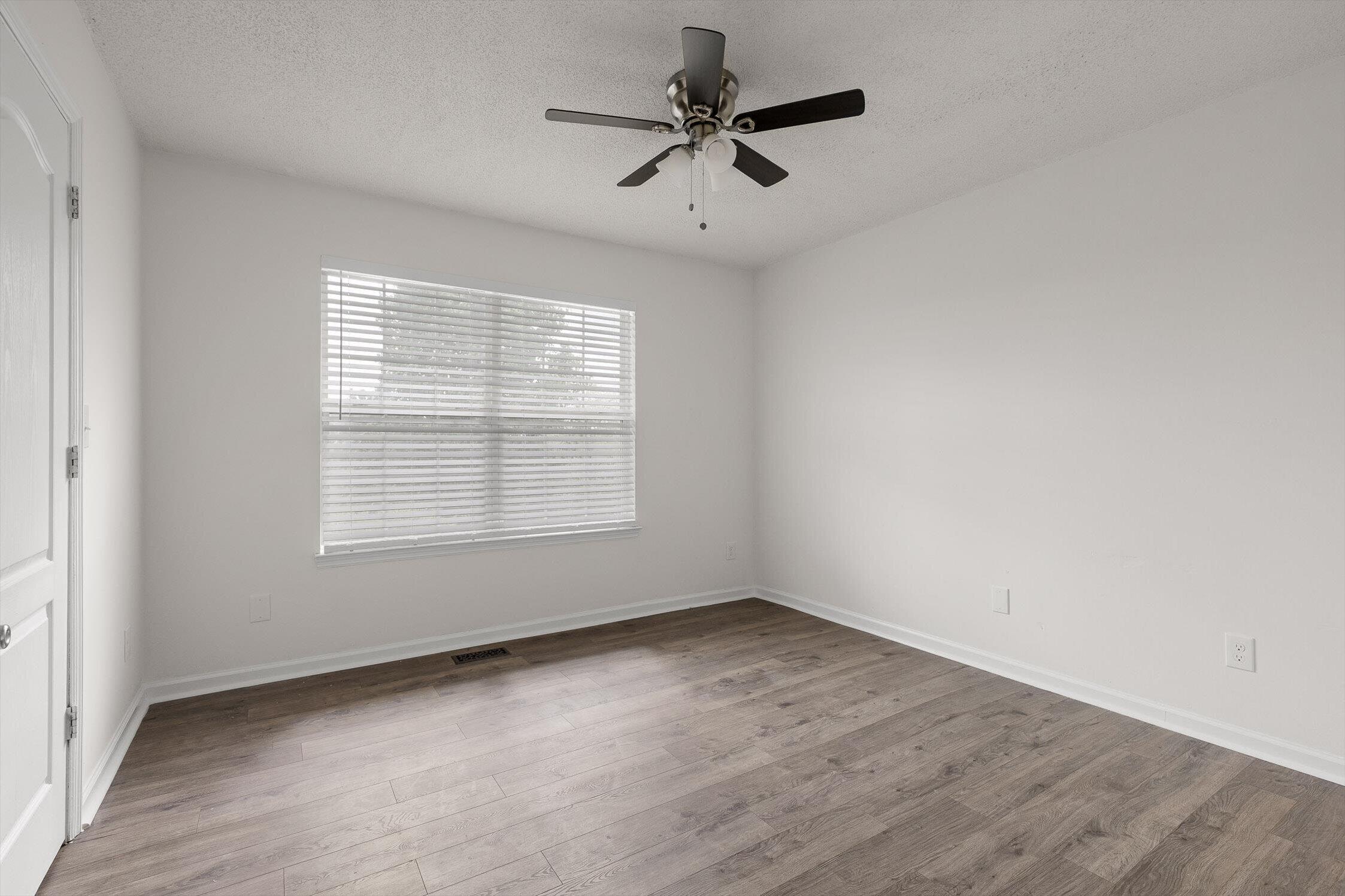 1453 Oldaker View Lane