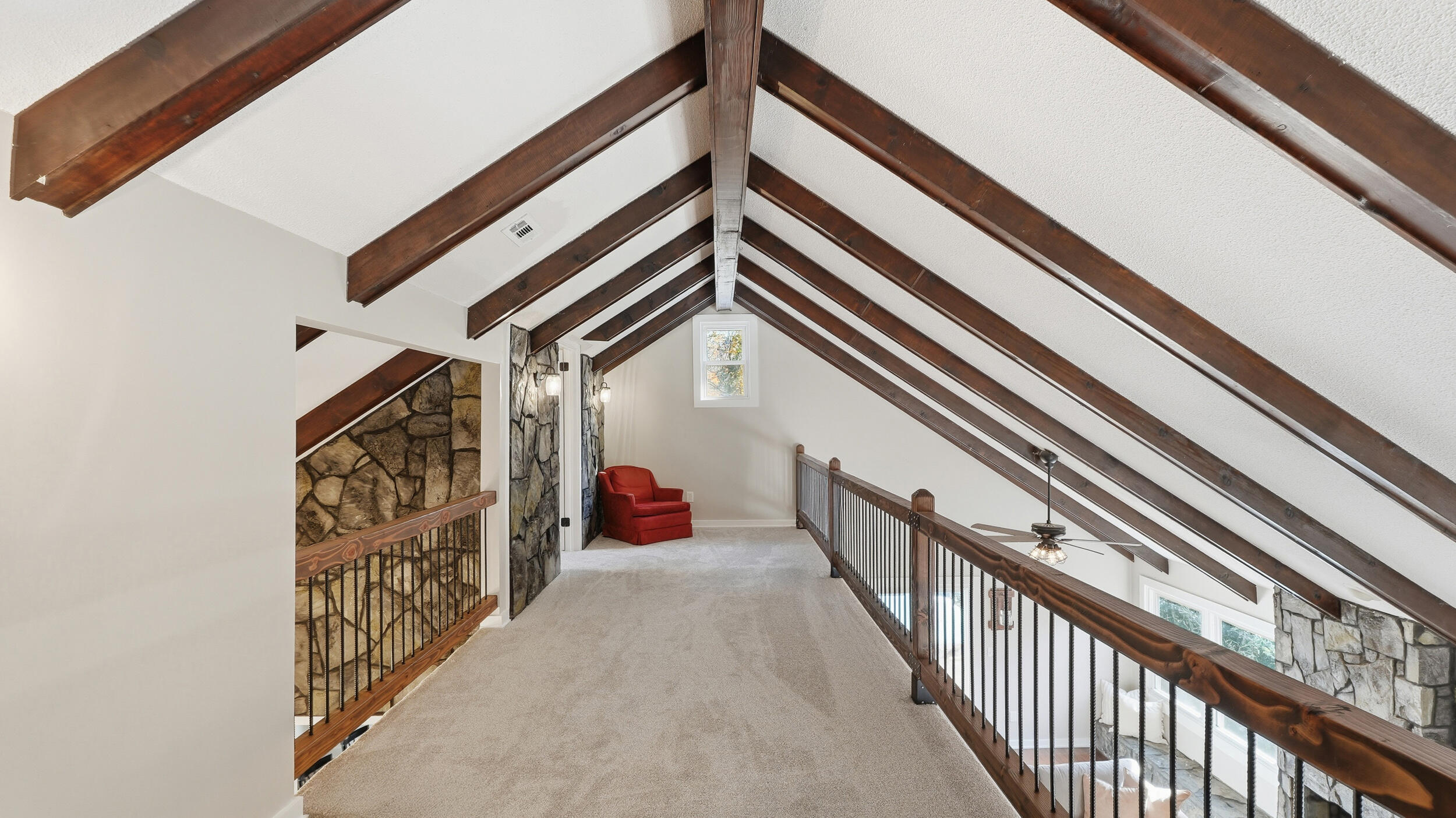 3591 Kings Road