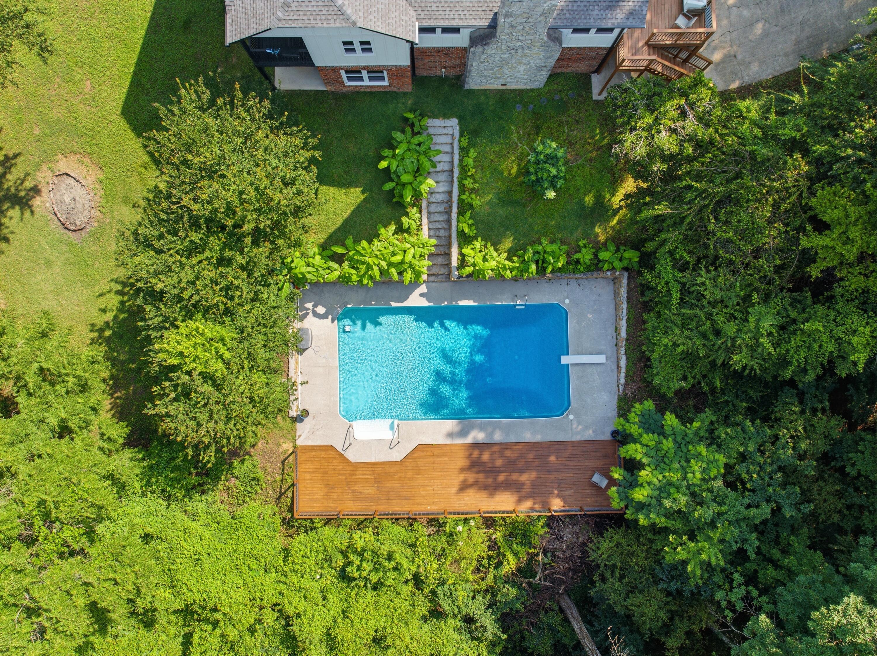 3591 Kings Road