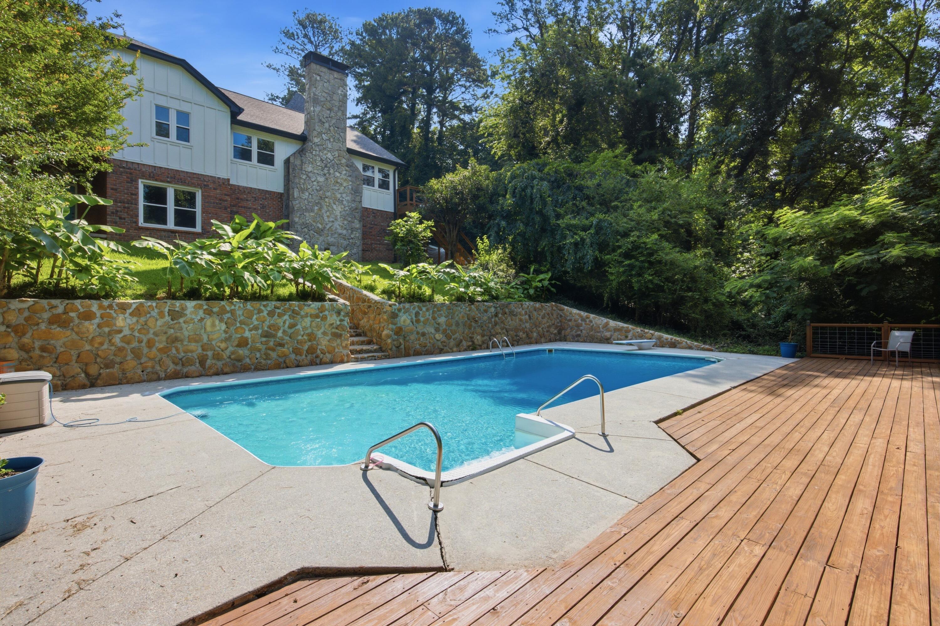 3591 Kings Road