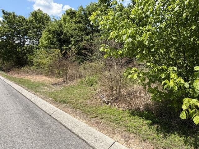 2136+2124 Short Leaf Lane
