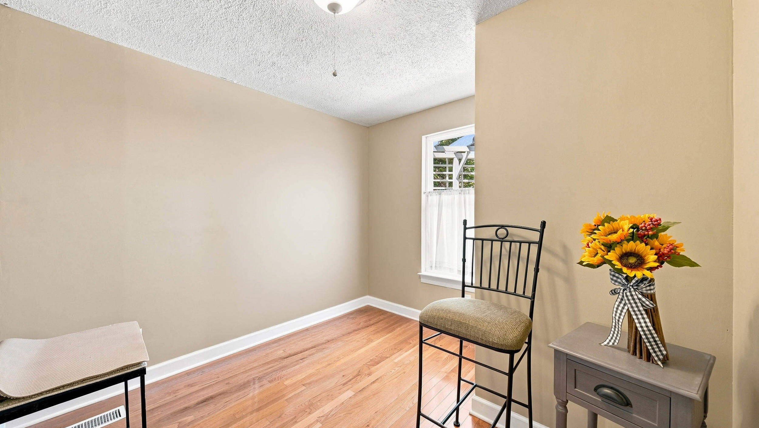 14310 Bluffview Drive