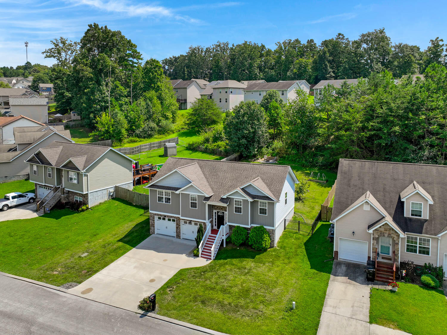 1758 Short Leaf Lane
