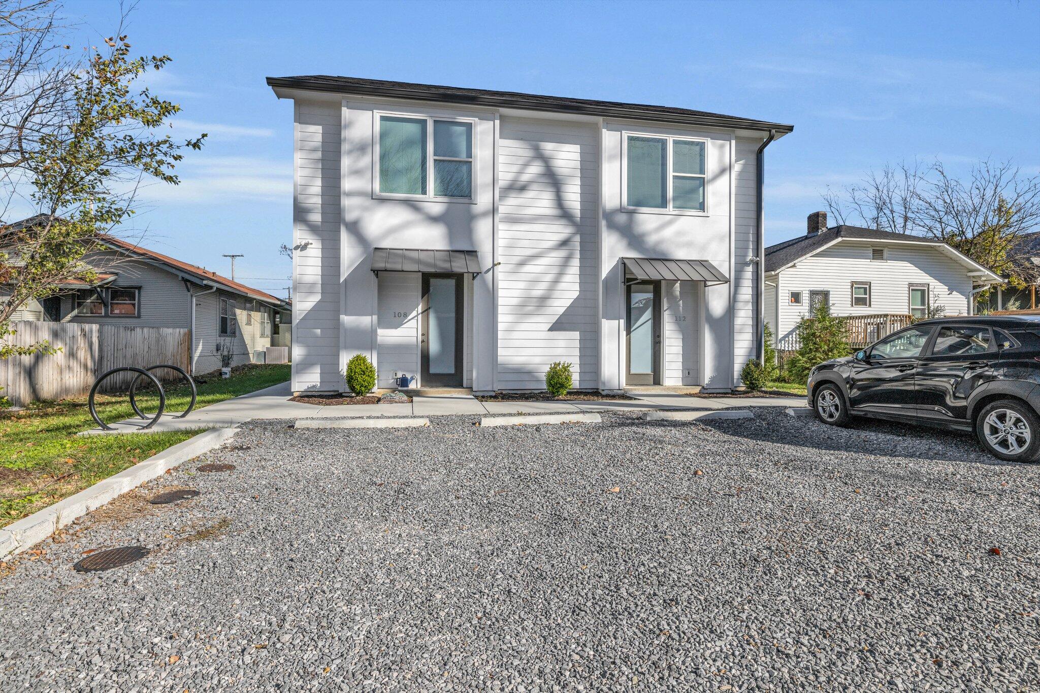 1500 +1502 E 13th Street