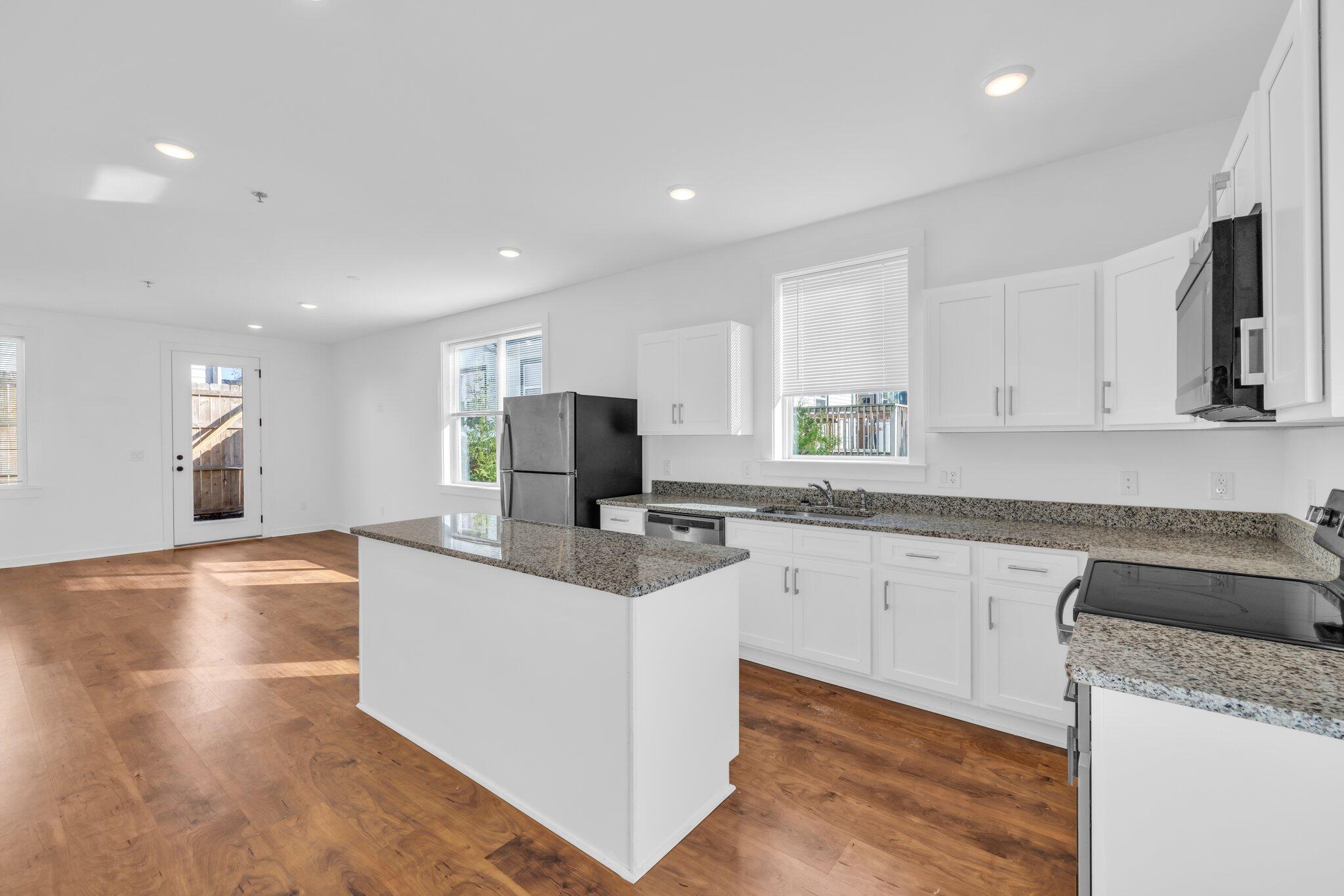 1500 +1502 E 13th Street