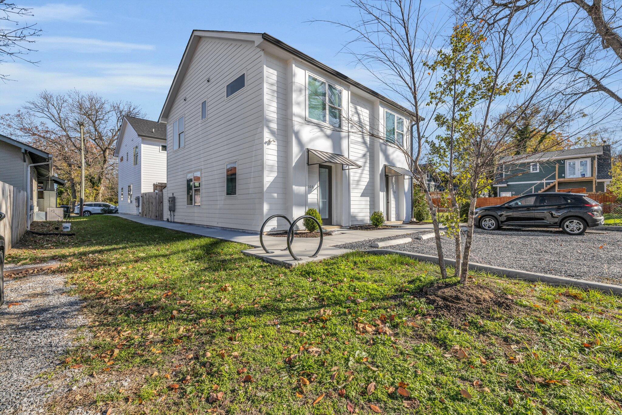 1500 +1502 E 13th Street
