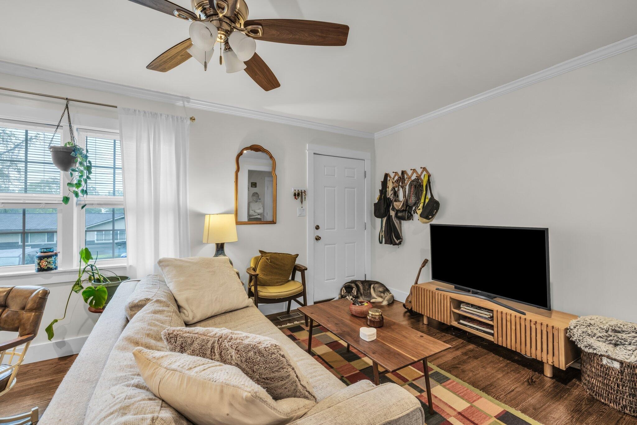 123 S Seminole Drive