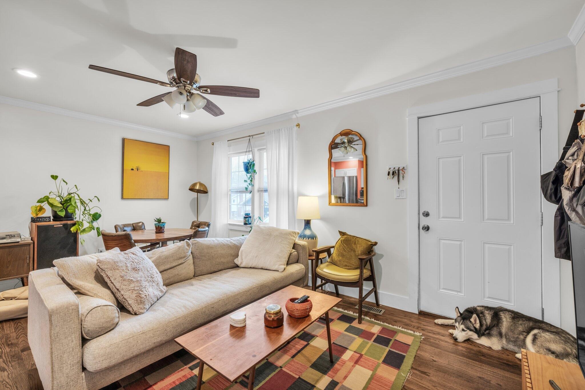 123 S Seminole Drive