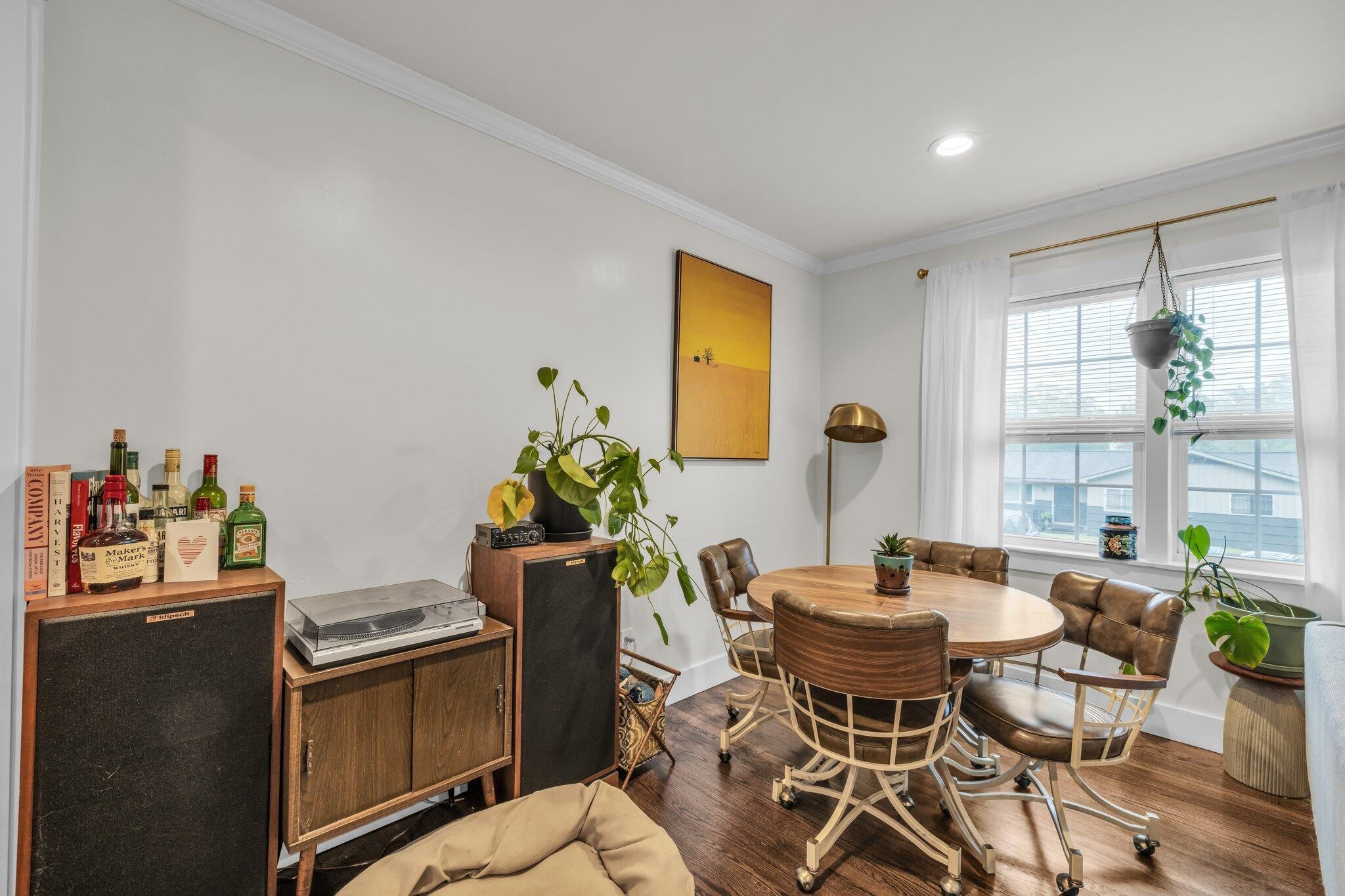 123 S Seminole Drive