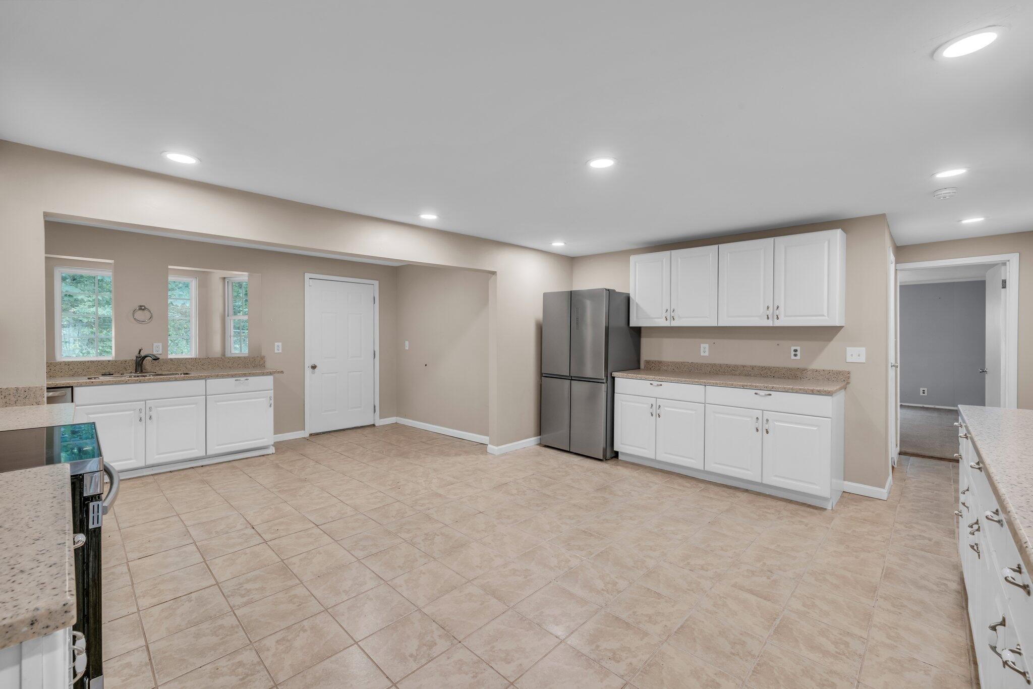 13776 Dell Drive