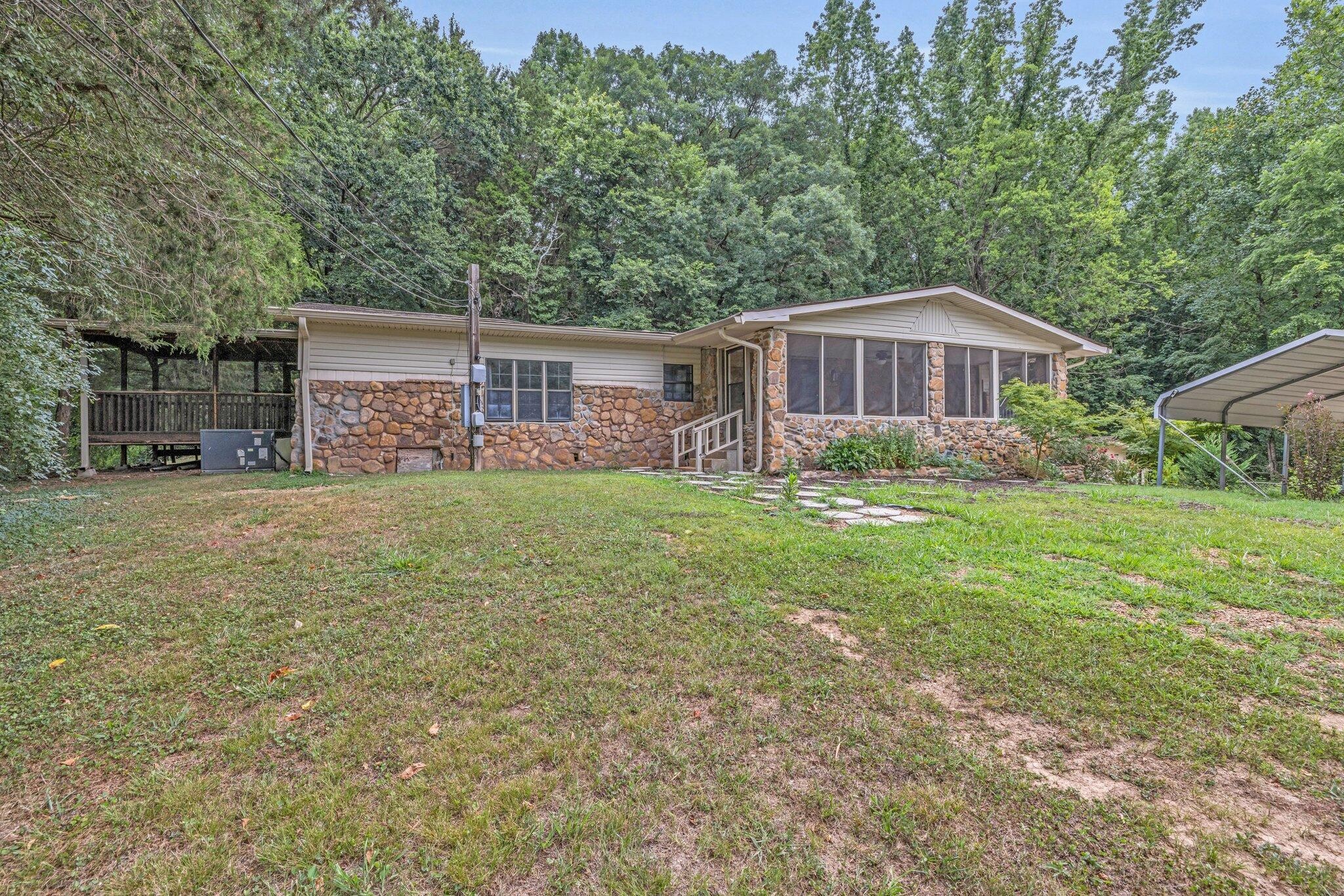 13776 Dell Drive