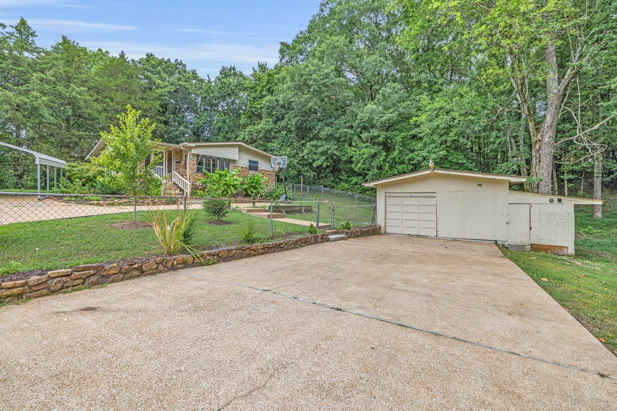 13776 Dell Drive